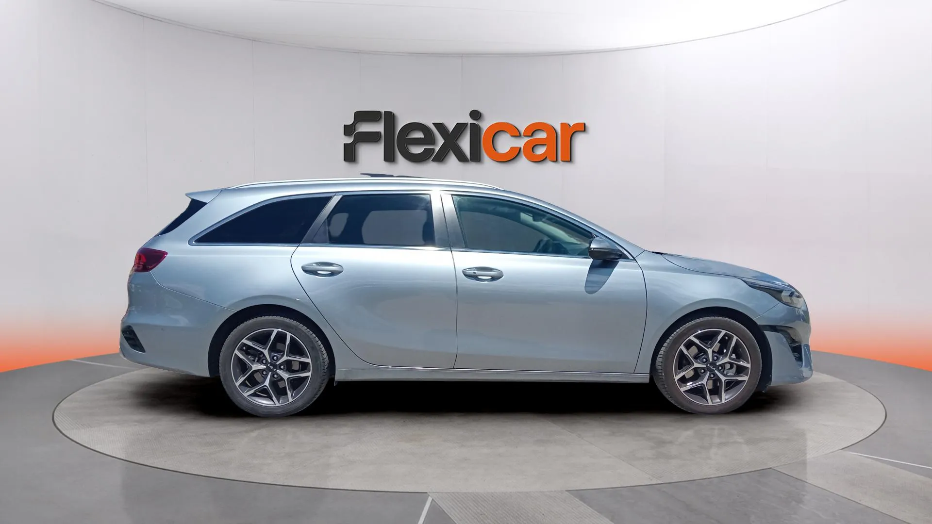 Kia Ceed Tourer 1.6 GDi PHEV eDrive - foto 12
