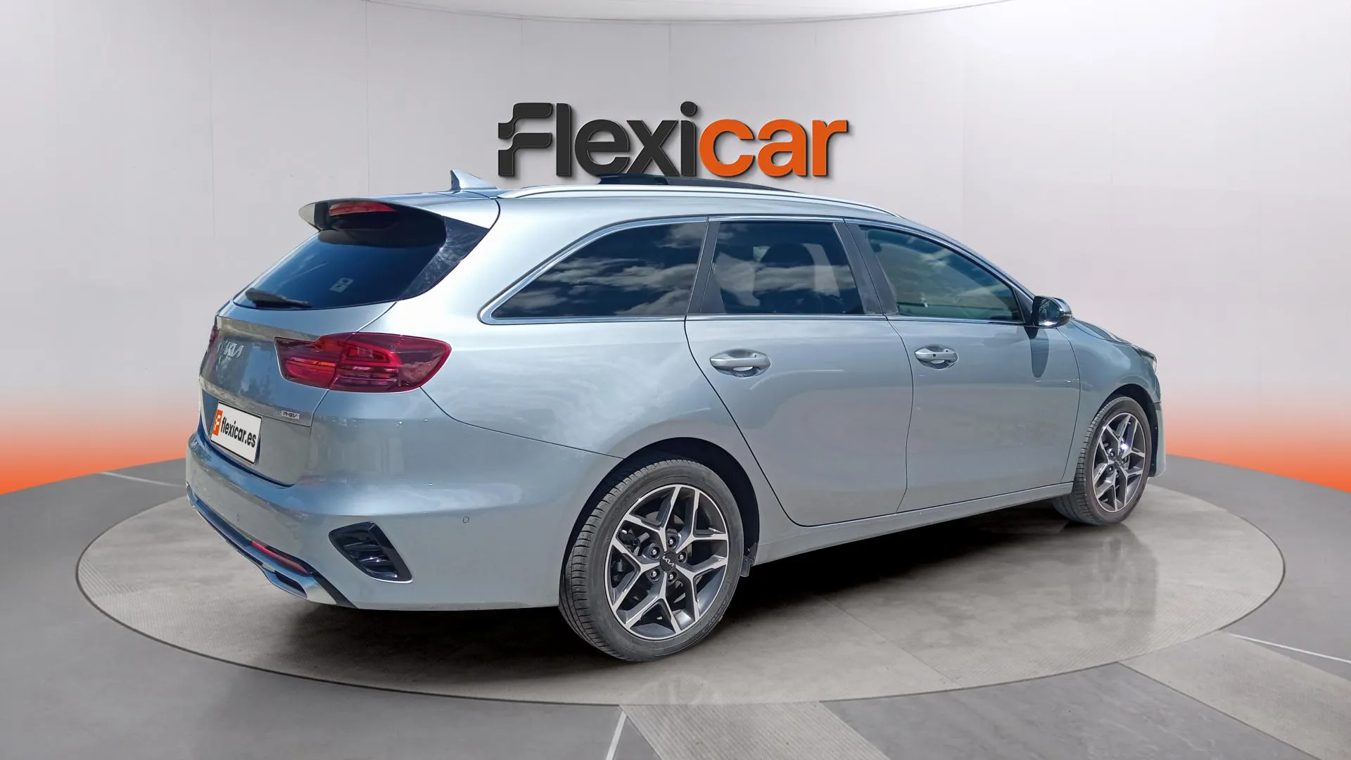 Kia Ceed Tourer 1.6 GDi PHEV eDrive - foto 11