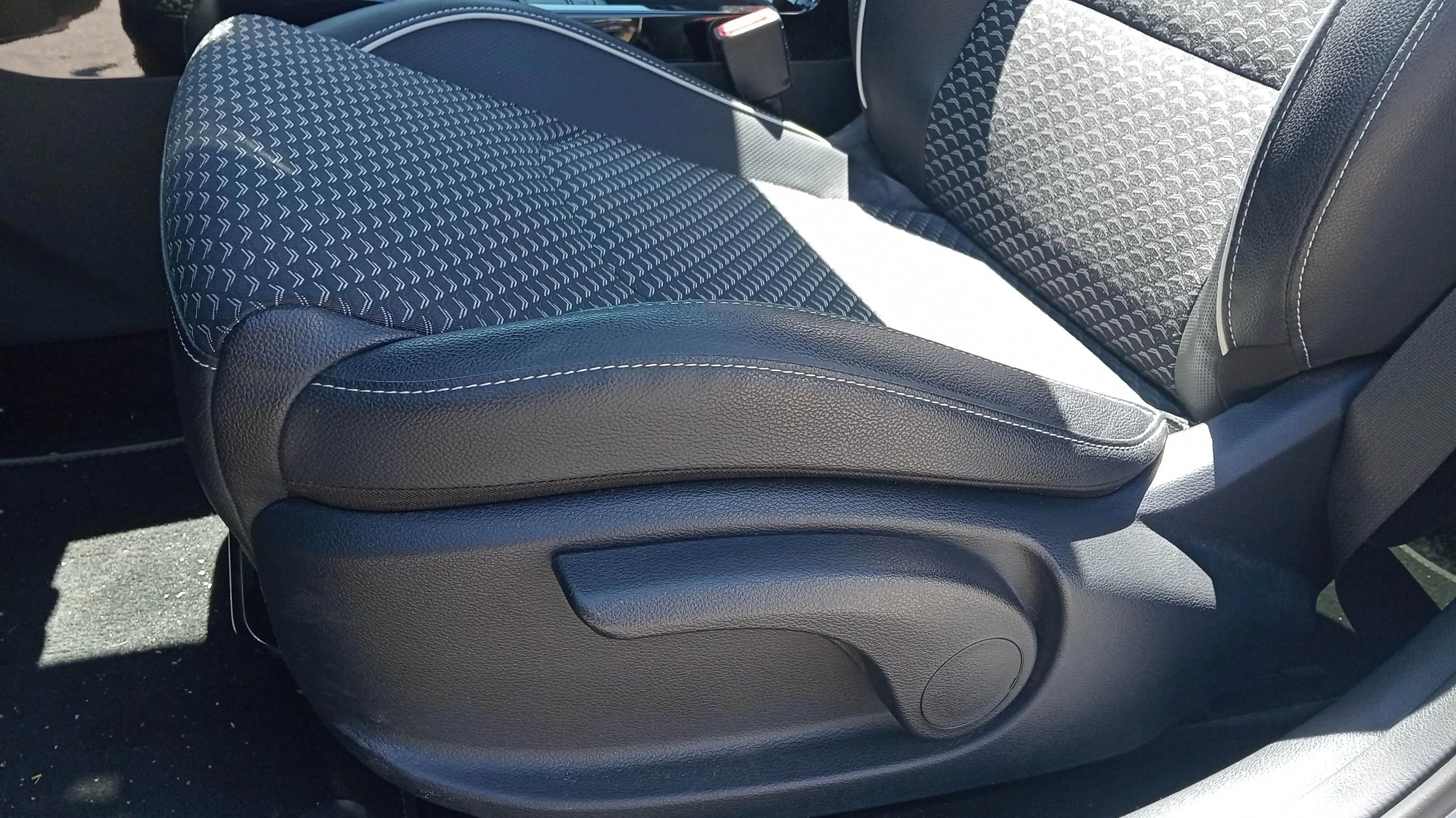Kia Ceed Tourer 1.6 GDi PHEV eDrive - foto 22