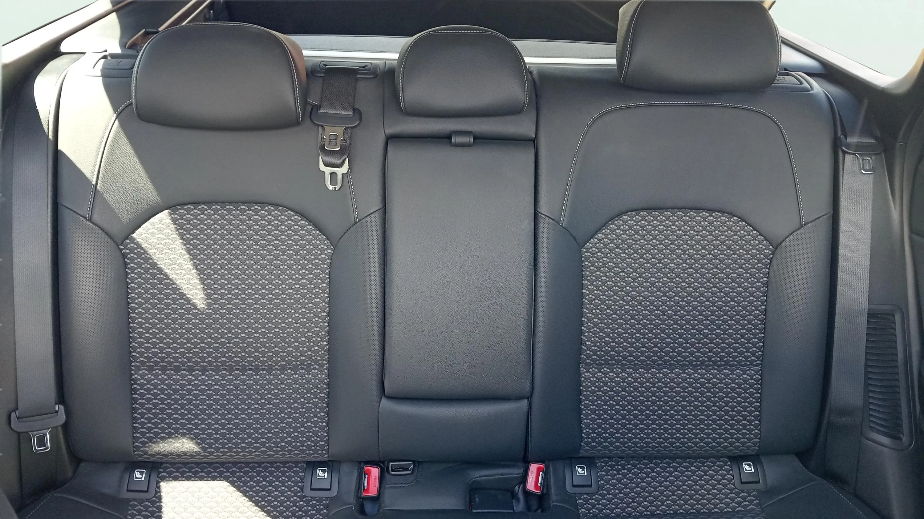 Kia Ceed Tourer 1.6 GDi PHEV eDrive - foto 17