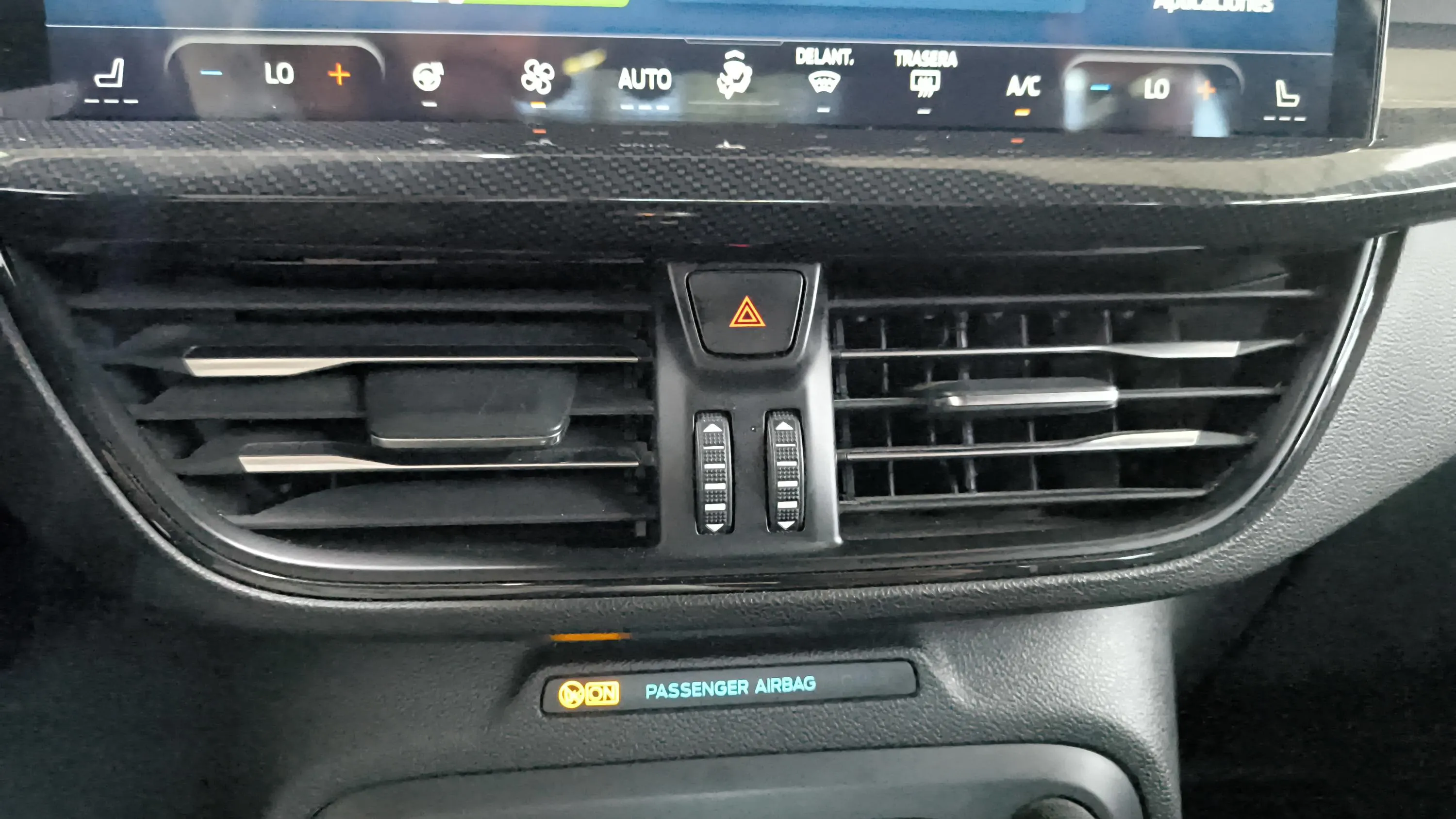 Ford Focus 1.0 EcoBoost MHEV ST-Line - foto 33