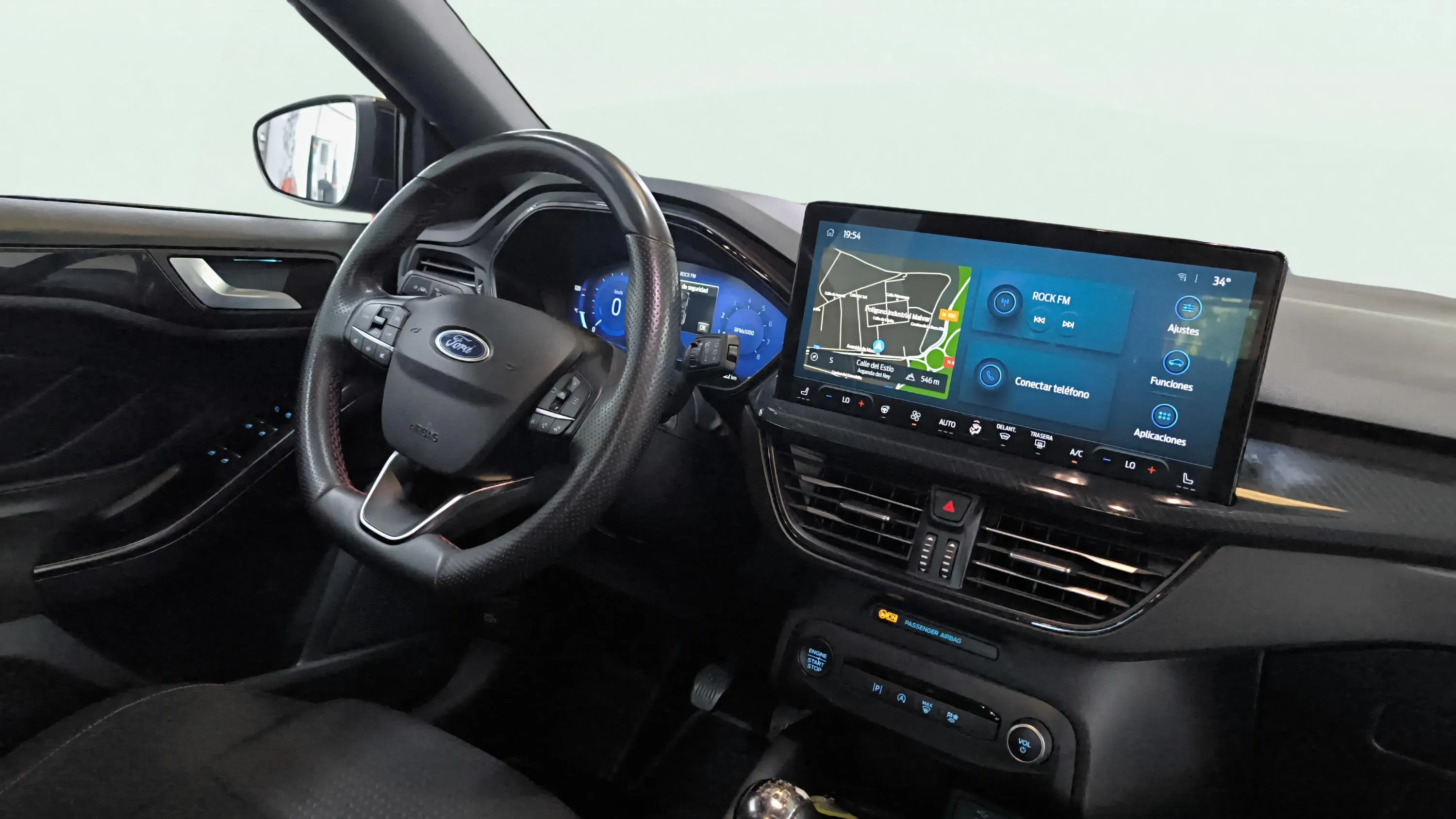 Ford Focus 1.0 EcoBoost MHEV ST-Line - foto 10