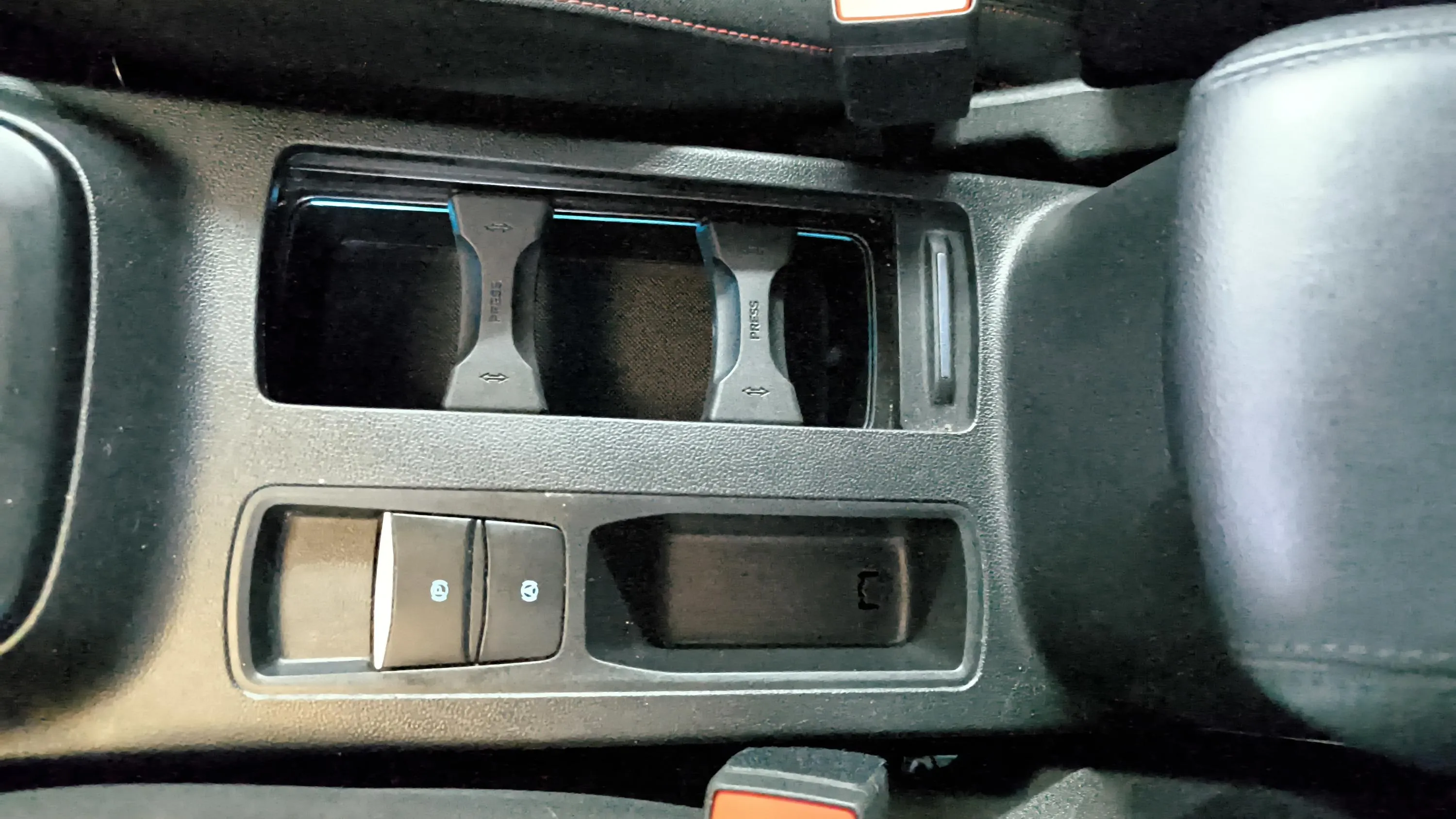 Ford Focus 1.0 EcoBoost MHEV ST-Line - foto 28