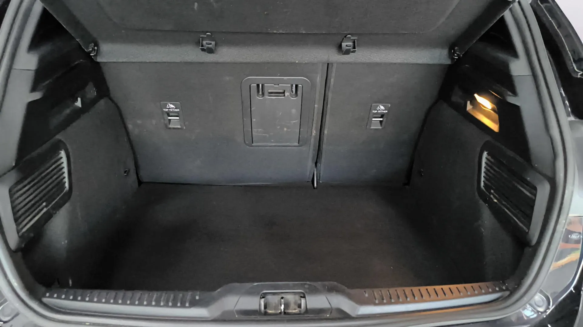 Ford Focus 1.0 EcoBoost MHEV ST-Line - foto 16