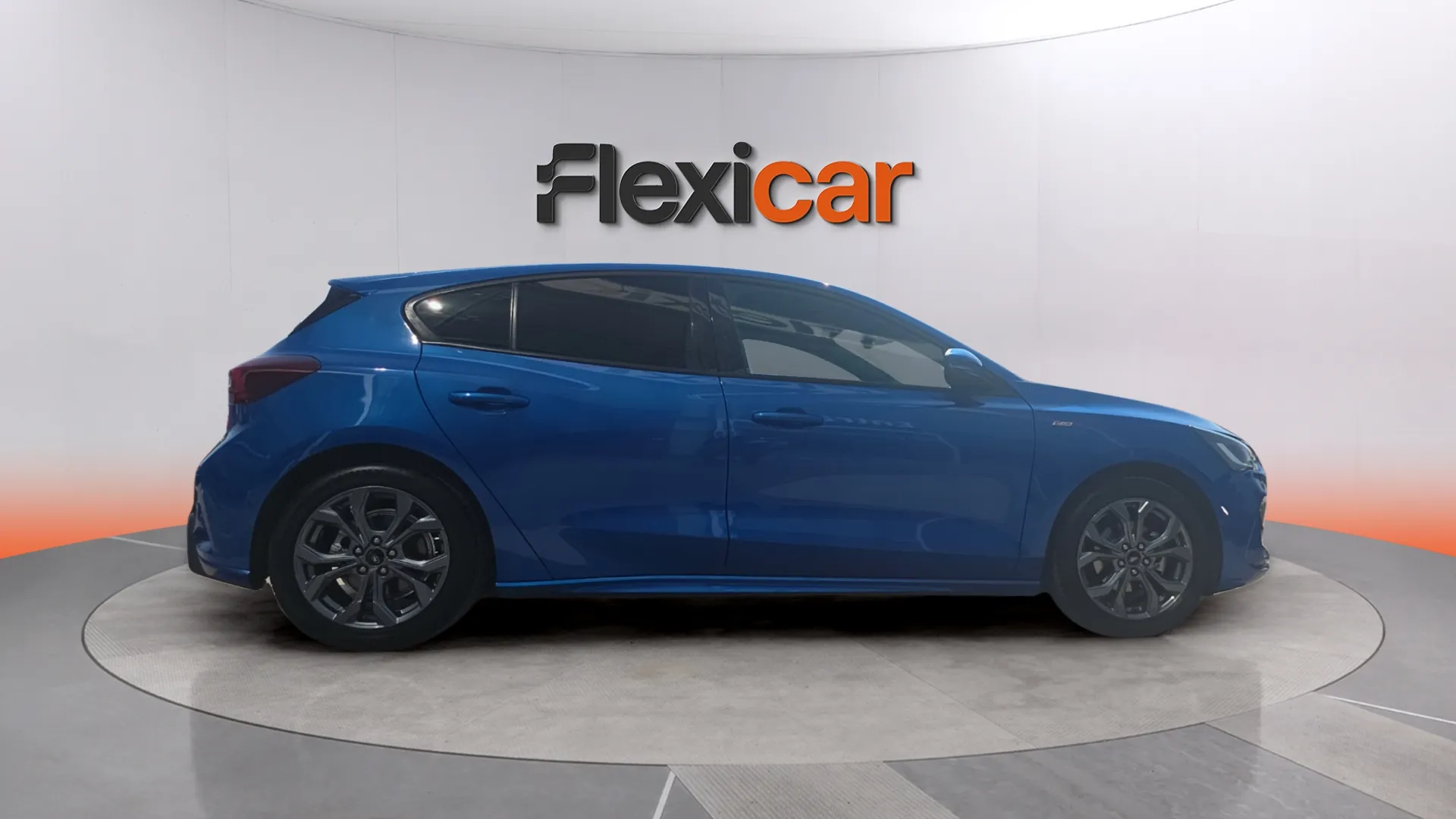 Ford Focus 1.0 EcoBoost MHEV ST-Line Design SIP - foto 7