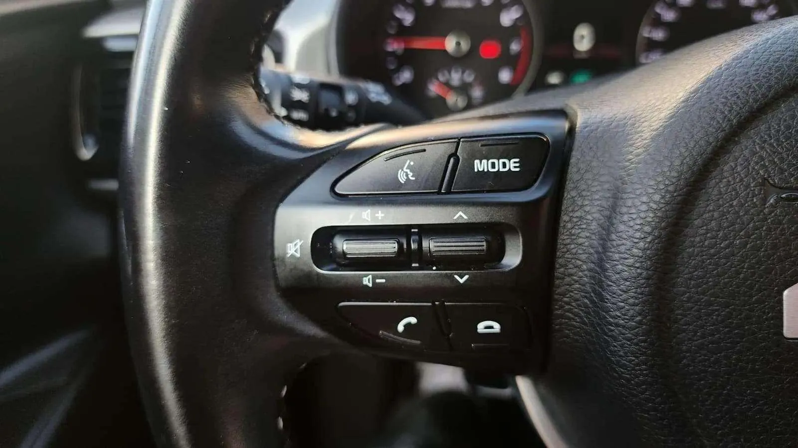 Kia Rio 1.0 T-GDi MHEV iMT Drive - foto 11