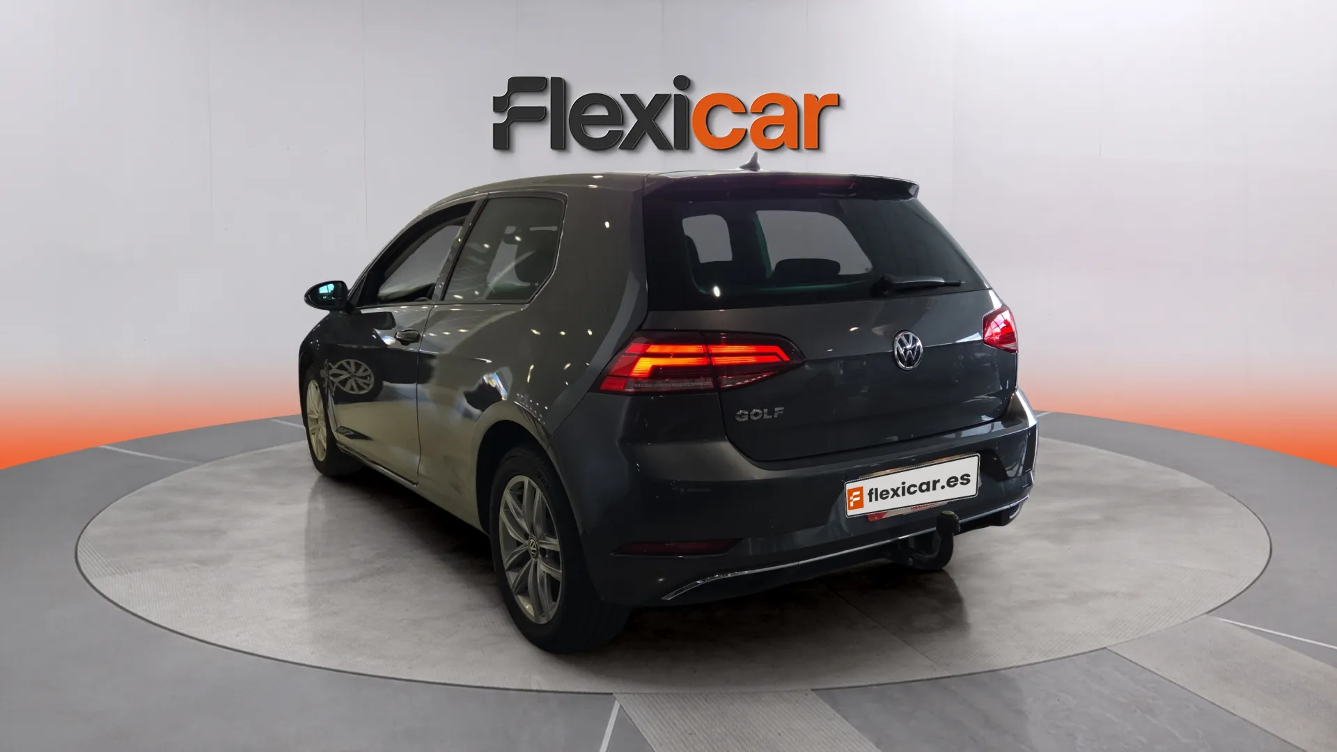 Volkswagen Golf Advance 1.6 TDI DSG - foto 5