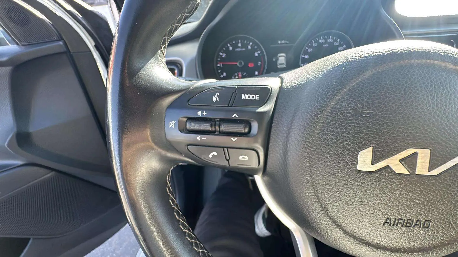 Kia Rio 1.0 T-GDi MHEV iMT Concept - foto 12