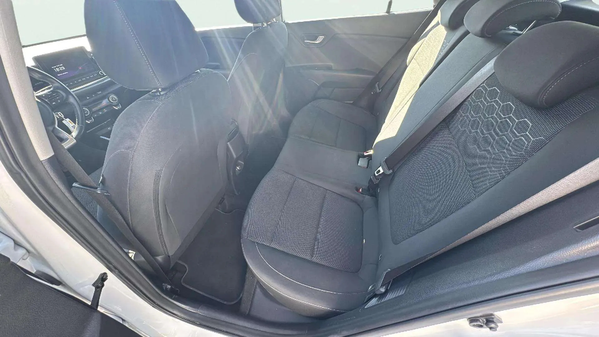 Kia Rio 1.0 T-GDi MHEV iMT Concept - foto 20