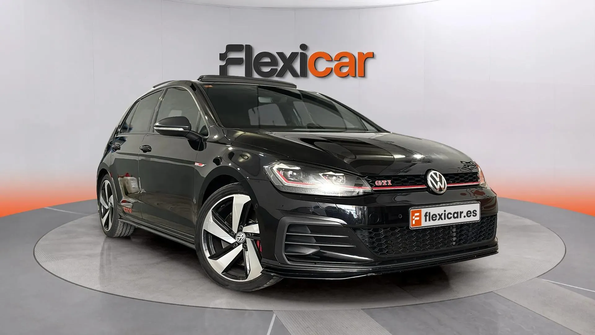 Volkswagen Golf GTI TCR 2.0 TSI DSG