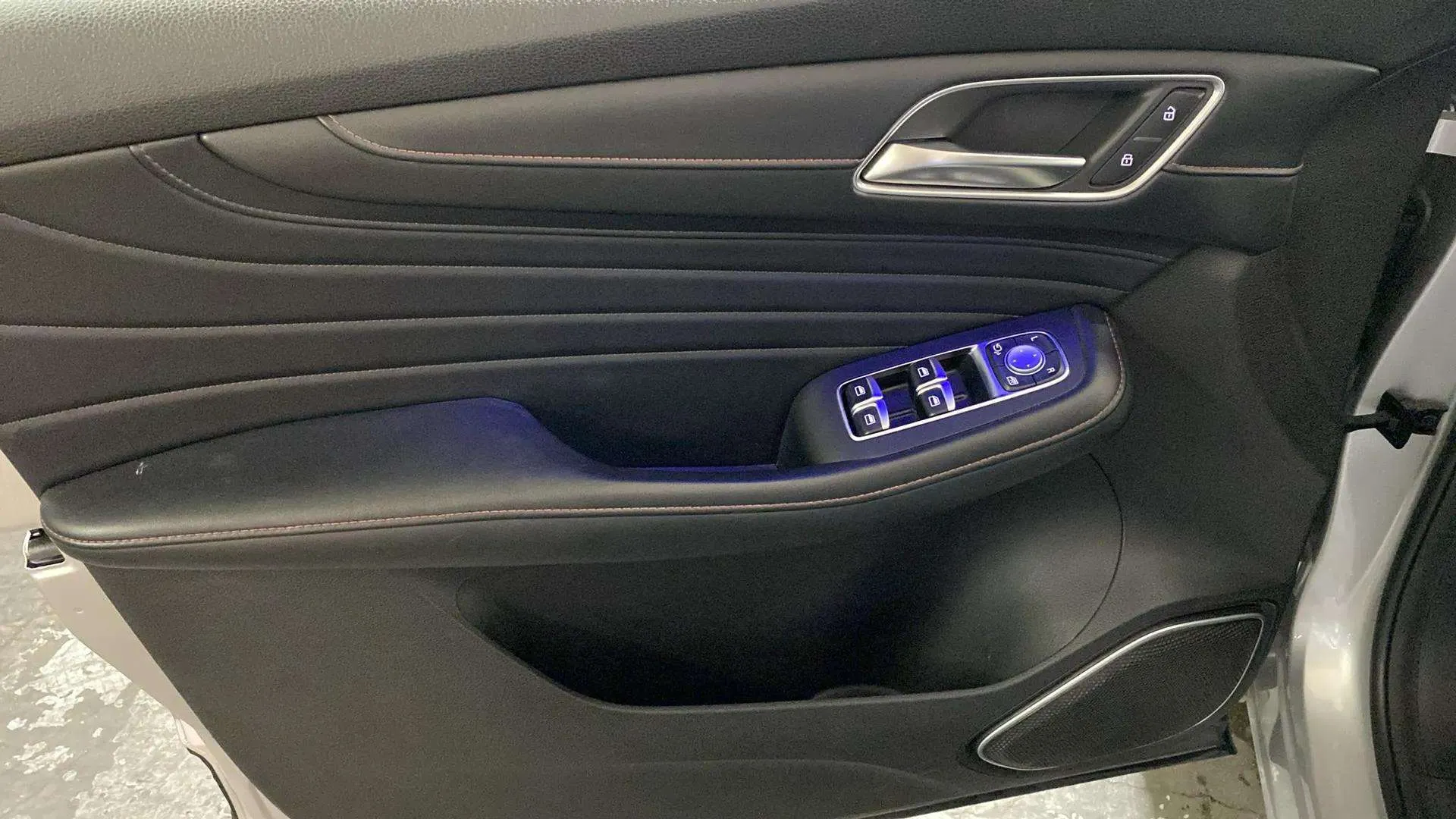 MG HS 1.5T-GDI PHEV Comfort - foto 18