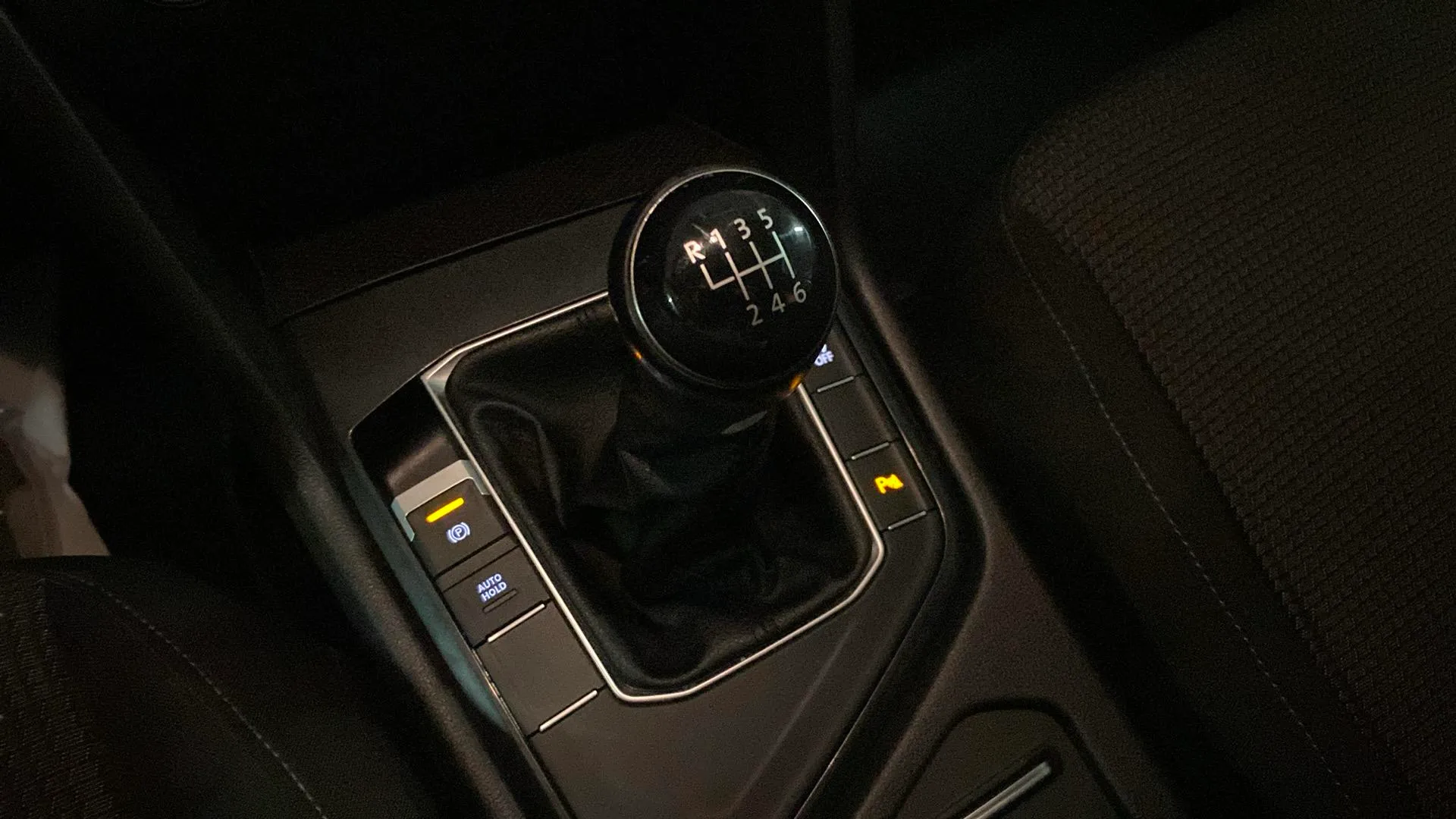 Volkswagen Tiguan Edition 2.0 TDI BMT - foto 25