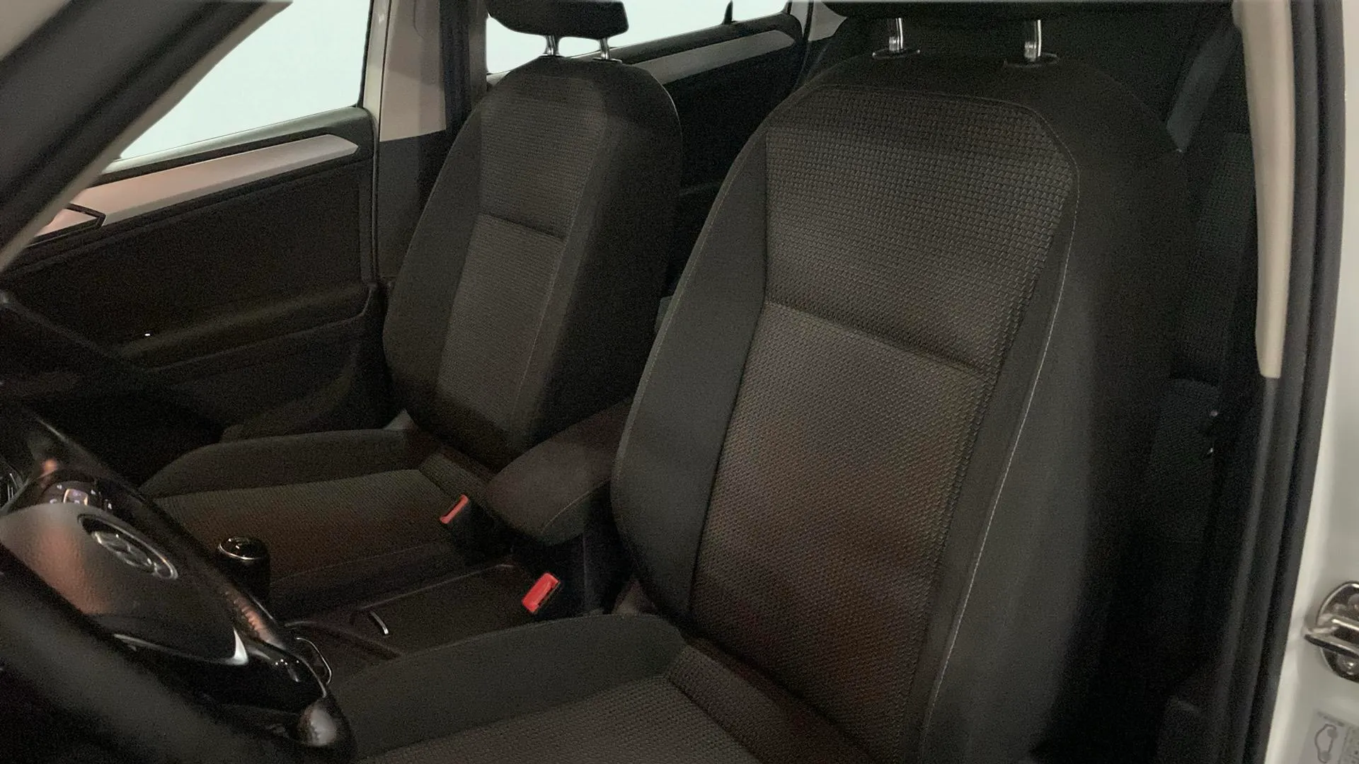 Volkswagen Tiguan Edition 2.0 TDI BMT - foto 26