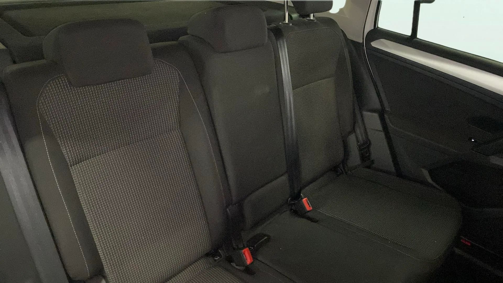 Volkswagen Tiguan Edition 2.0 TDI BMT - foto 27