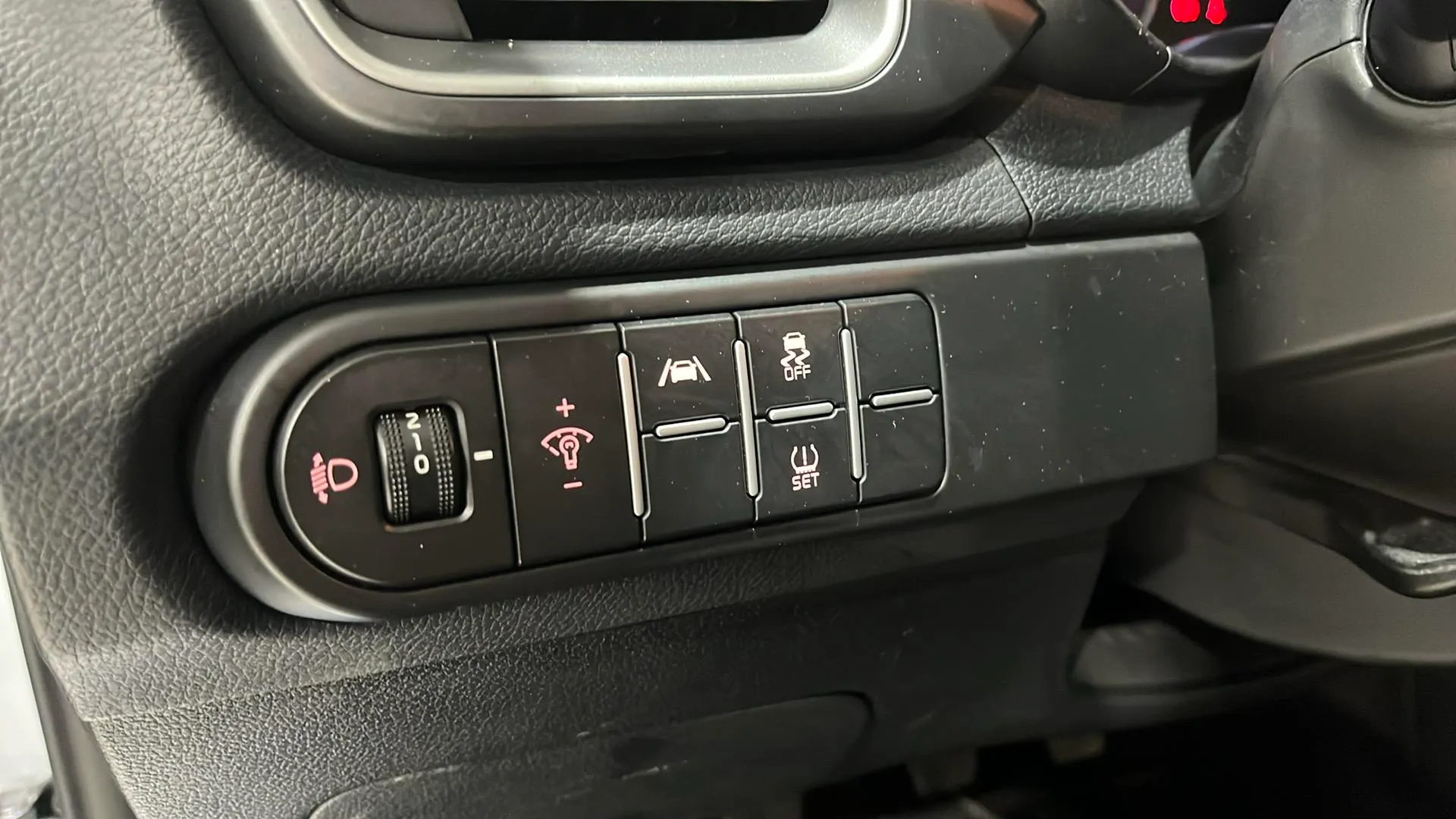 Kia Ceed 1.6 MHEV Tech DCT - foto 15