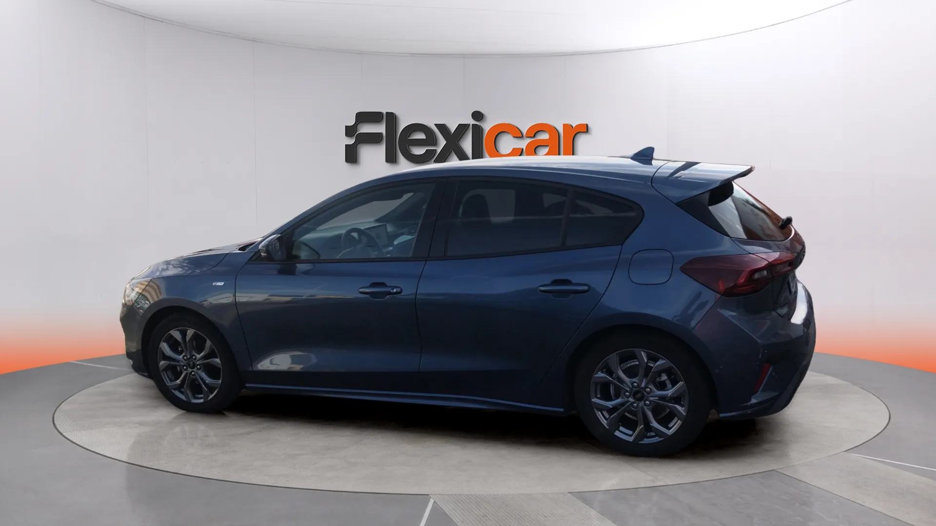Ford Focus 1.0 EcoBoost ST-Line SB - foto 4