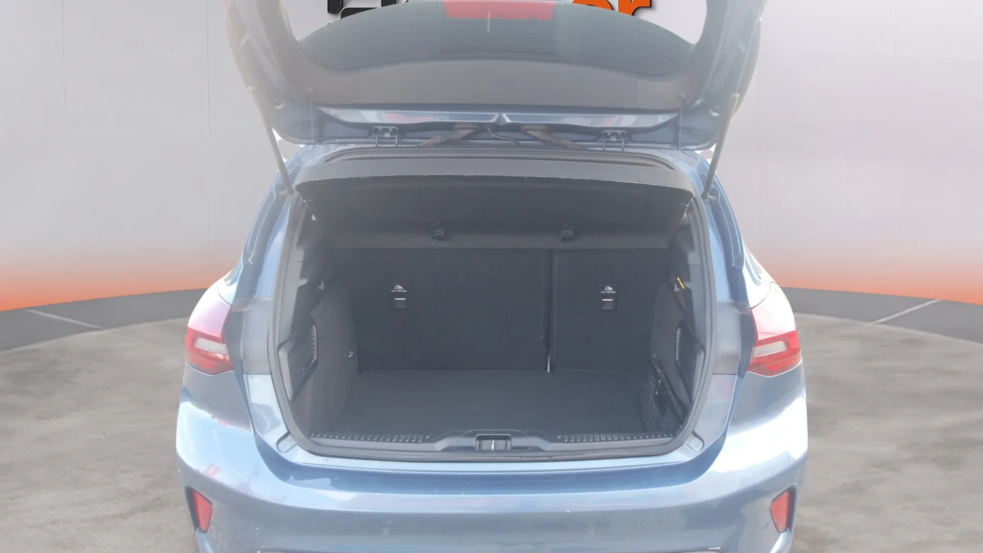 Ford Focus 1.0 EcoBoost ST-Line SB - foto 9