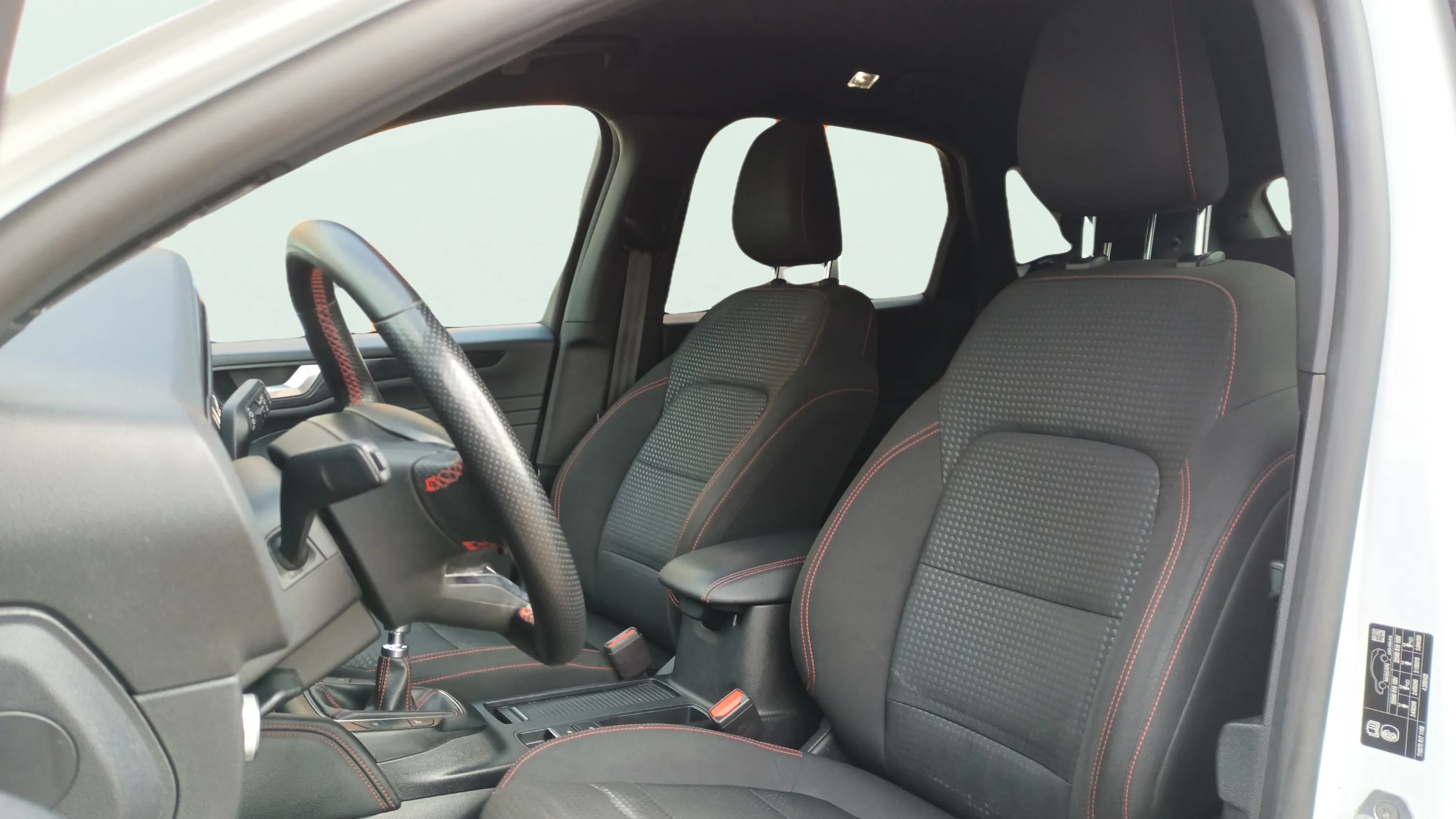 Ford Kuga ST-Line 1.5 EcoBlue - foto 9