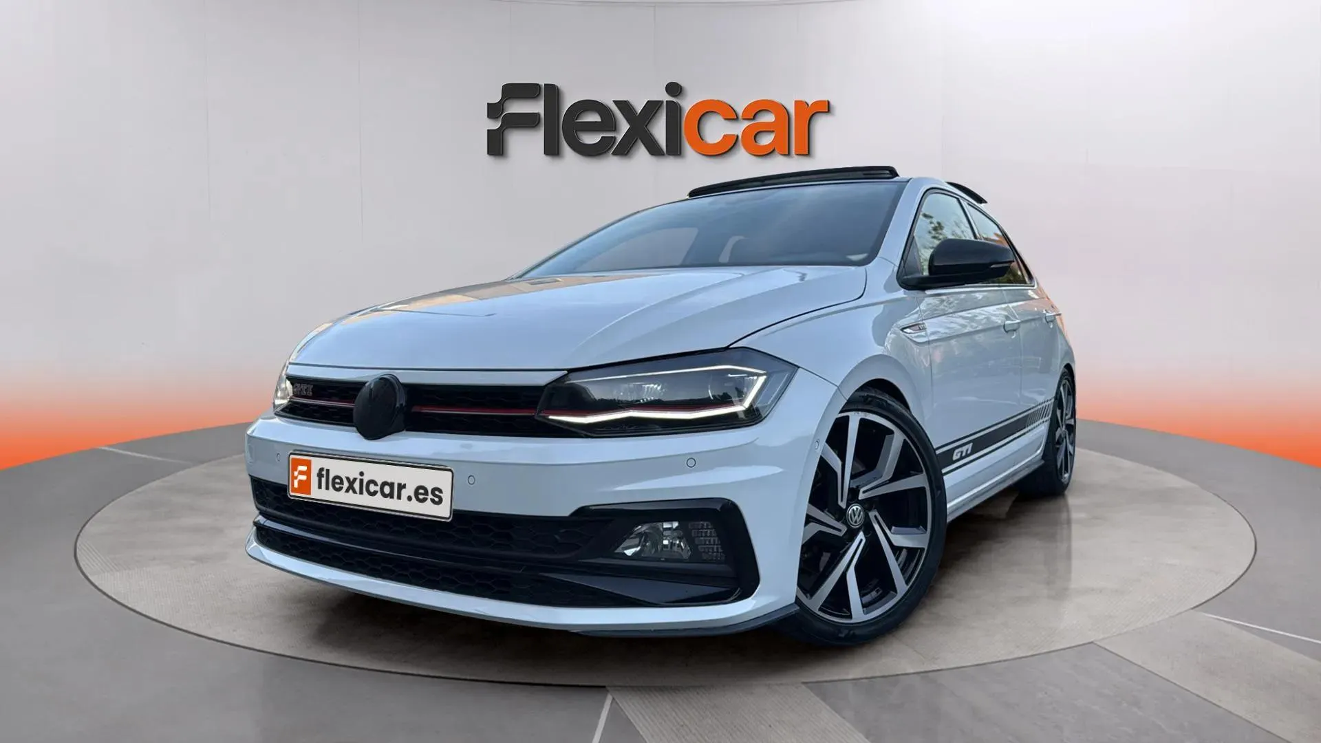 Volkswagen Polo GTI 2.0 TSI DSG - foto 11