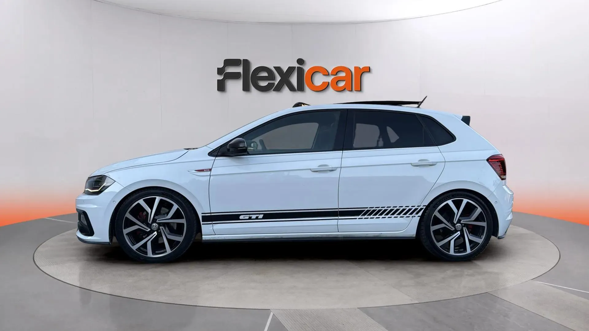 Volkswagen Polo GTI 2.0 TSI DSG - foto 10
