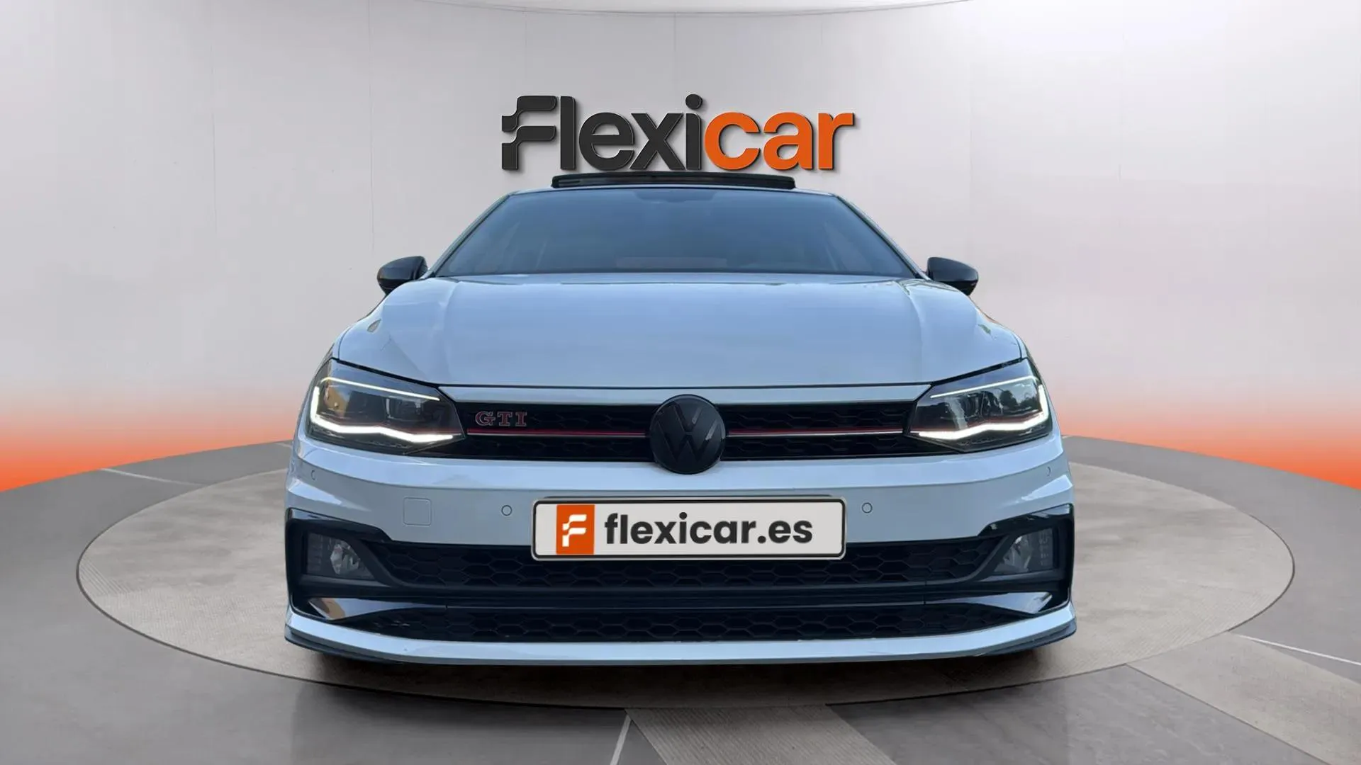 Volkswagen Polo GTI 2.0 TSI DSG - foto 12
