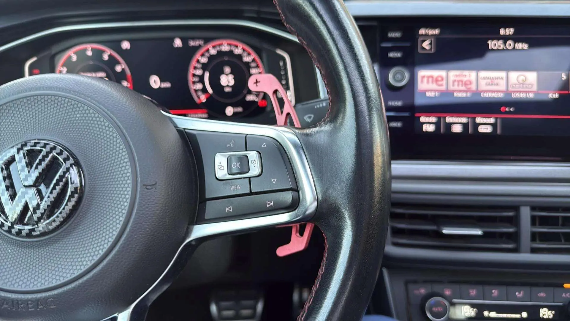 Volkswagen Polo GTI 2.0 TSI DSG - foto 18