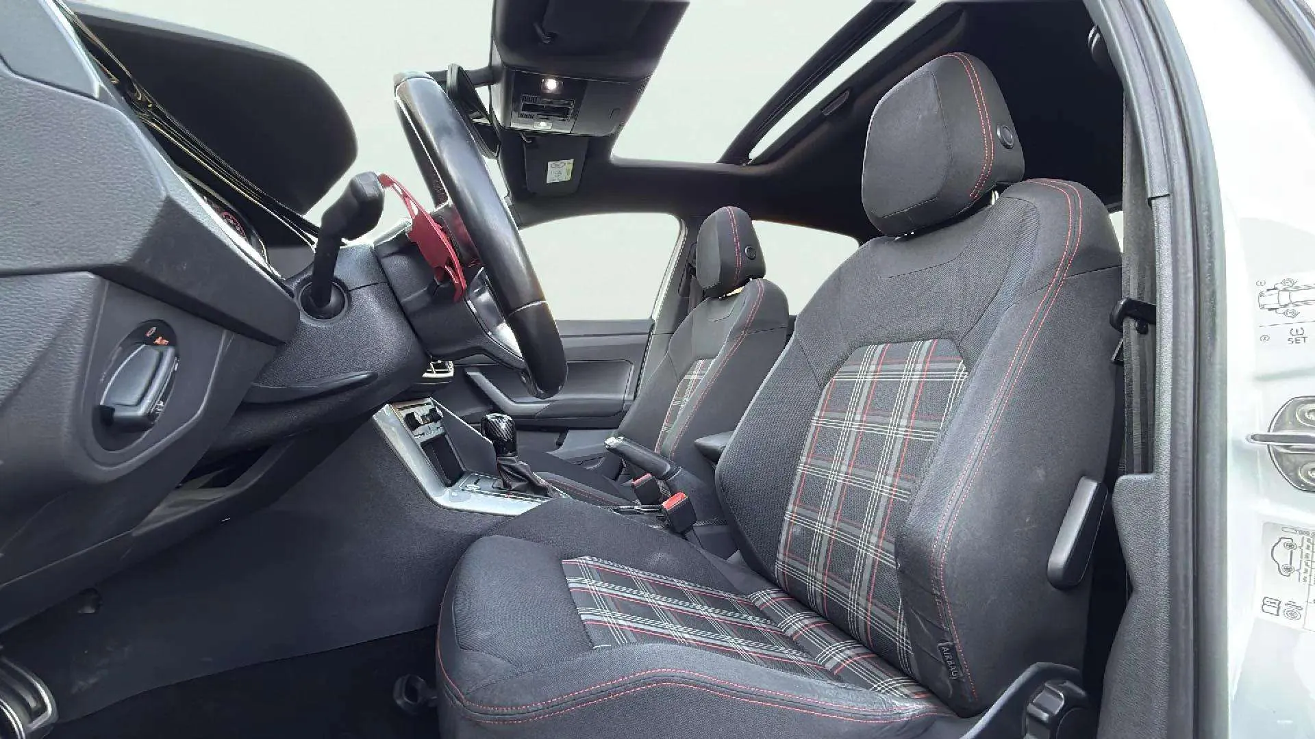 Volkswagen Polo GTI 2.0 TSI DSG - foto 26