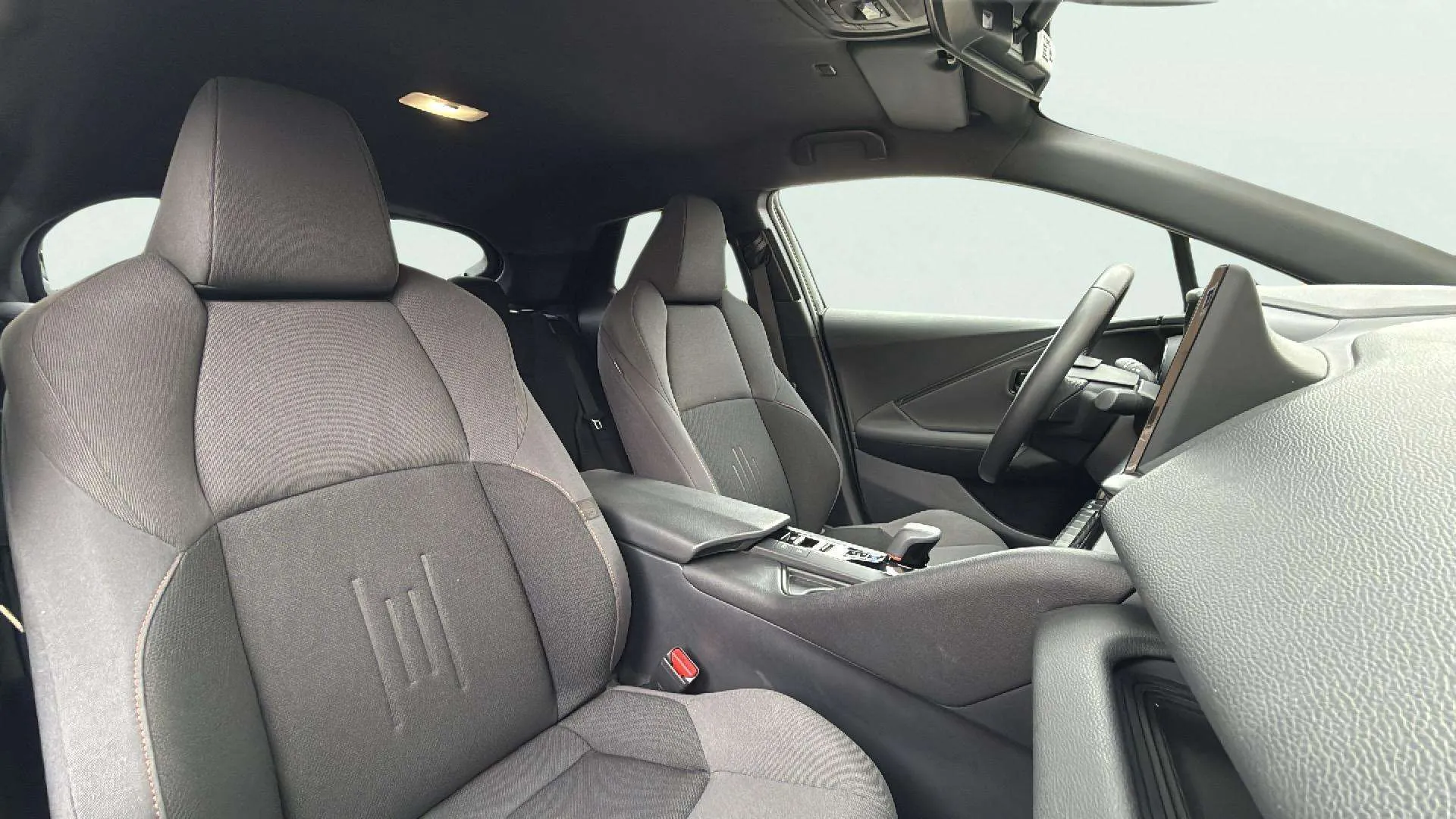 Toyota C-HR 1.8 140H Active - foto 28
