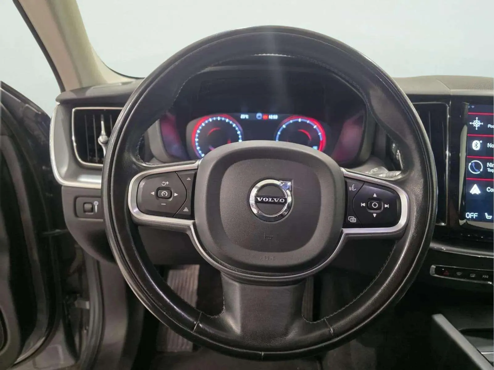 Volvo XC60 2.0 D4 Inscription - foto 11
