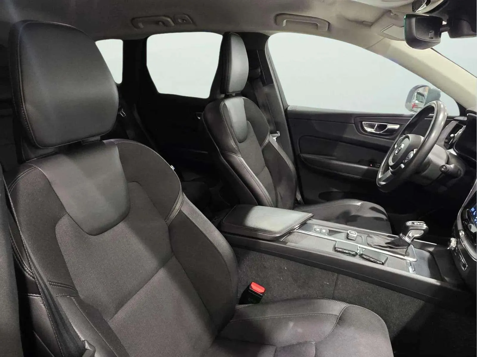 Volvo XC60 2.0 D4 Inscription - foto 13