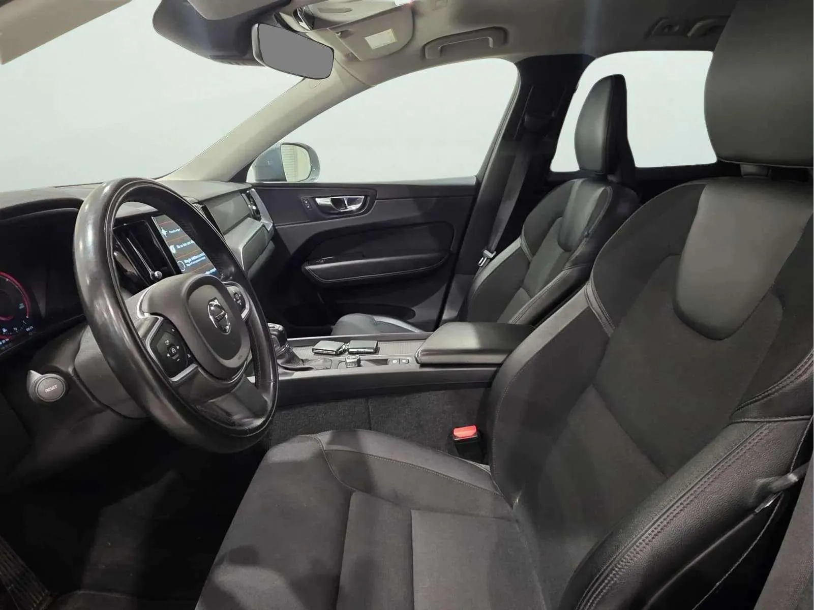 Volvo XC60 2.0 D4 Inscription - foto 18