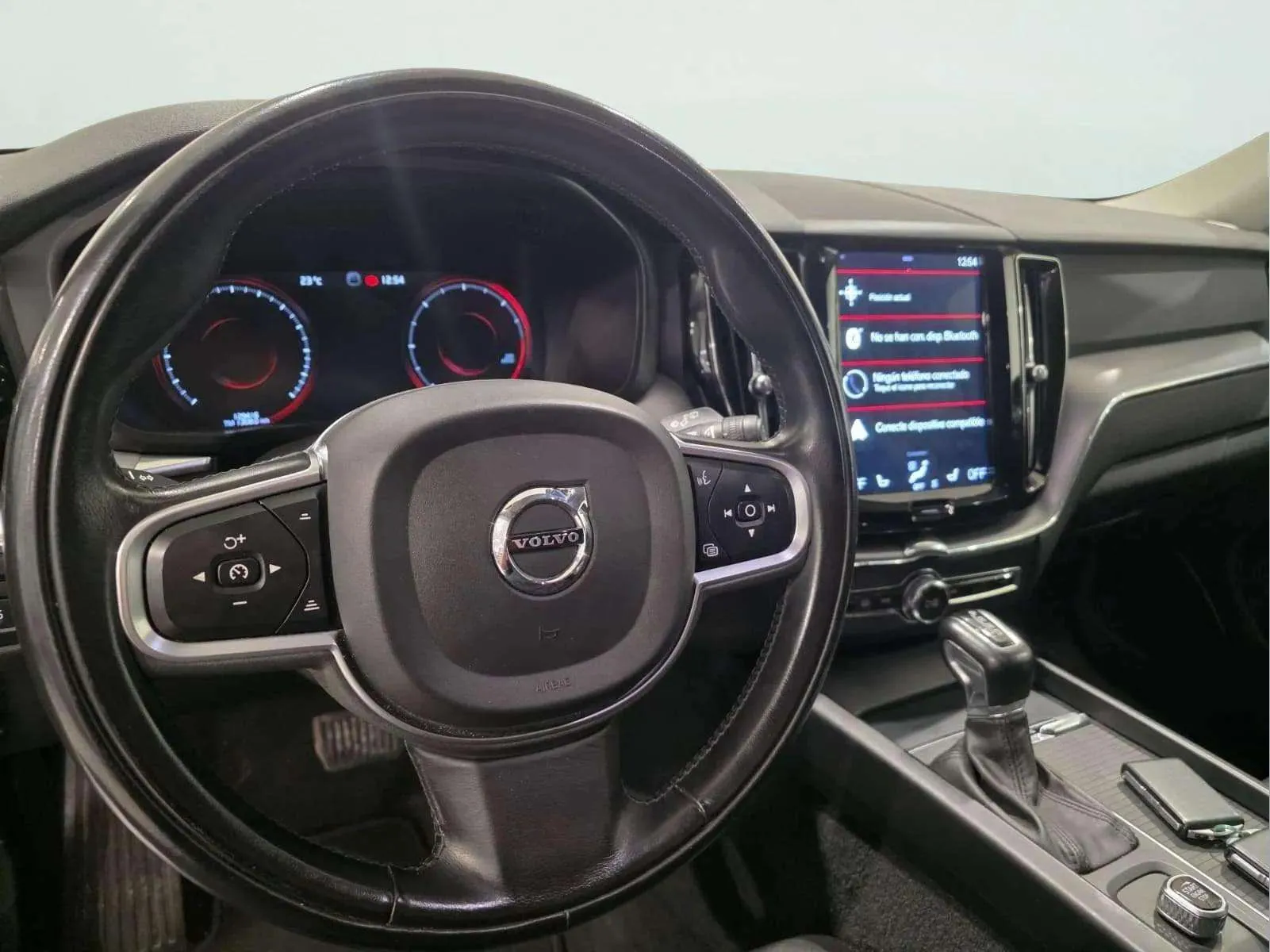 Volvo XC60 2.0 D4 Inscription - foto 9