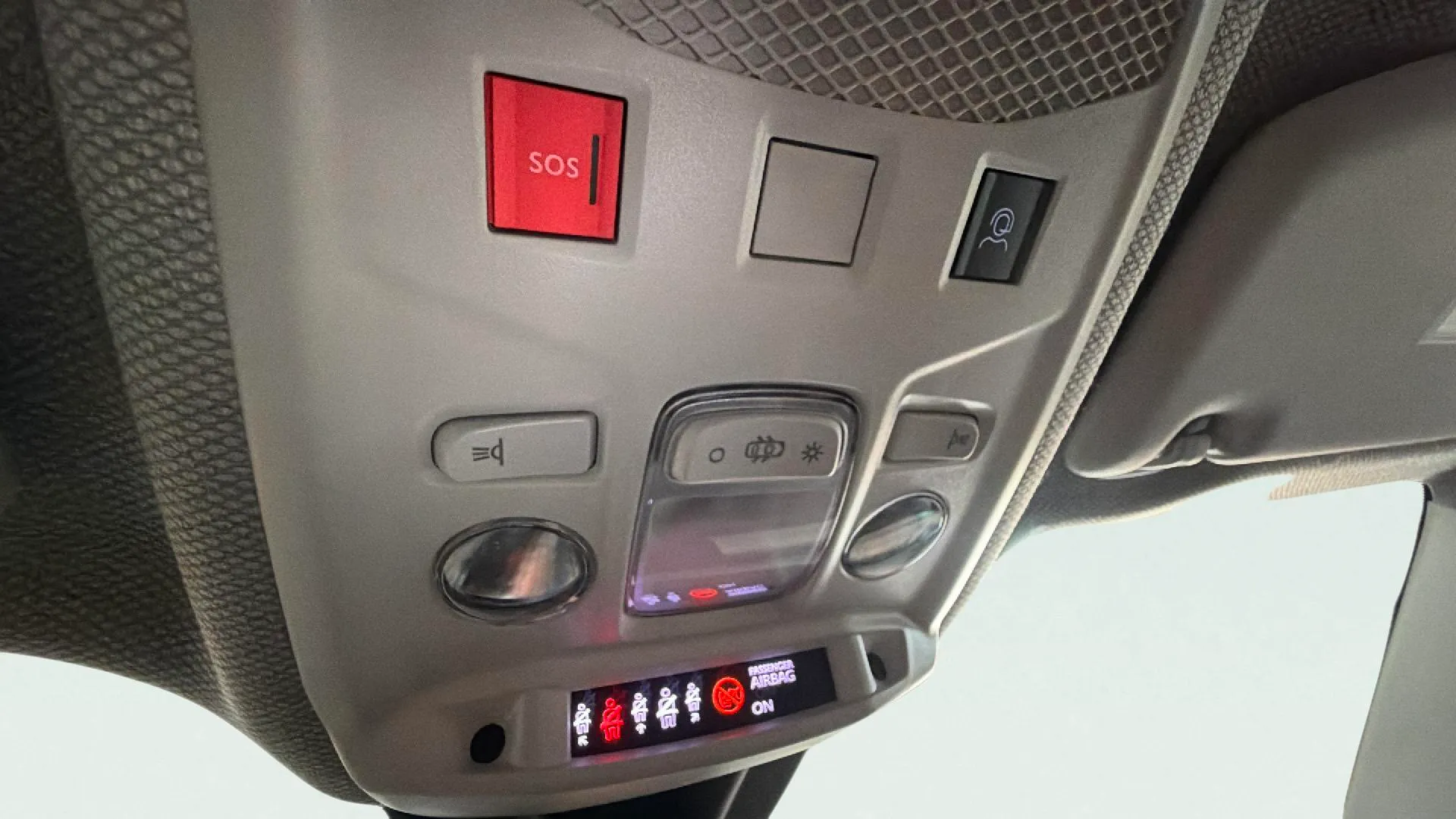 Jeep Avenger 1.2 eHybrid Altitude - foto 19