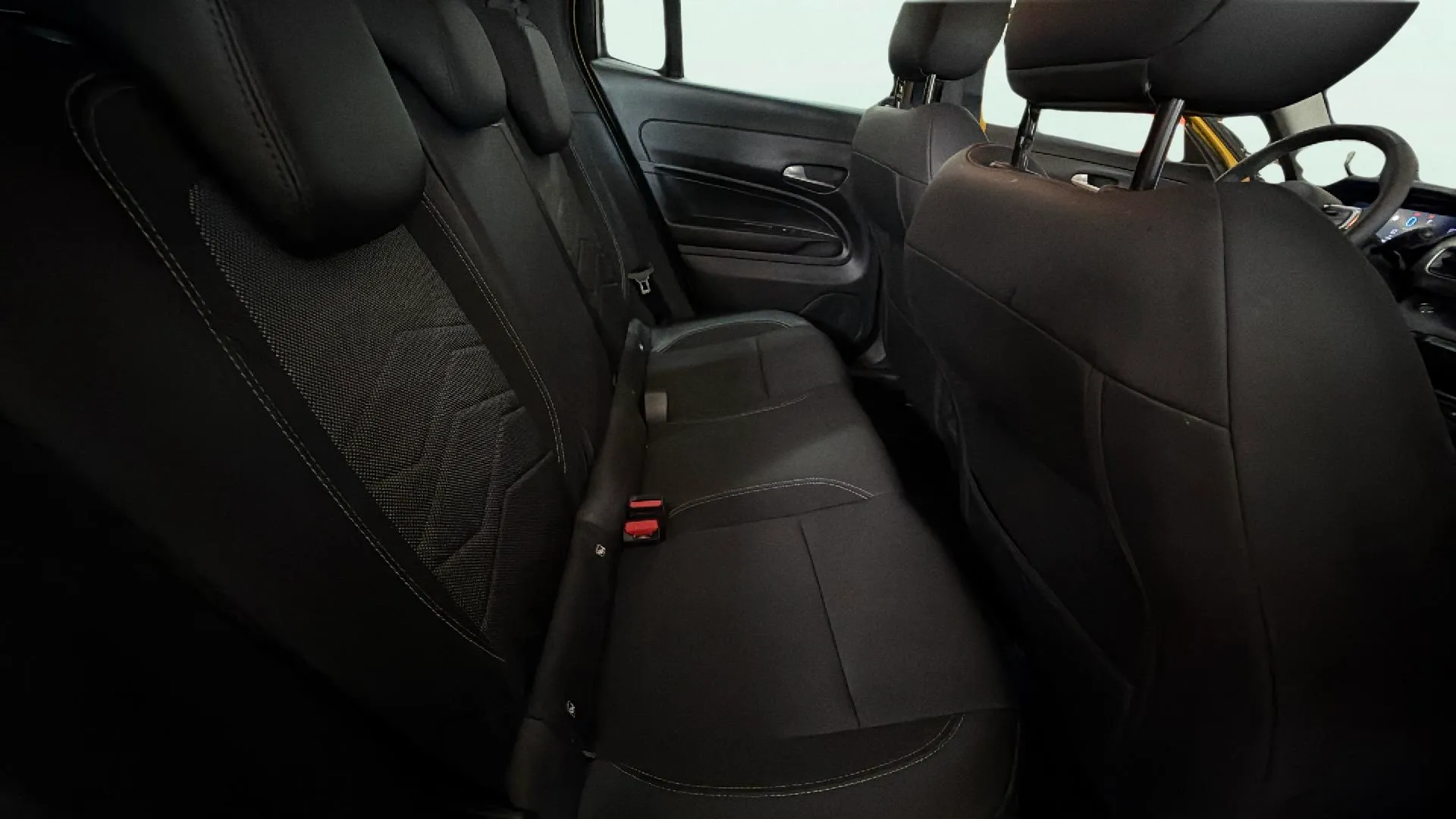 Jeep Avenger 1.2 eHybrid Altitude - foto 10