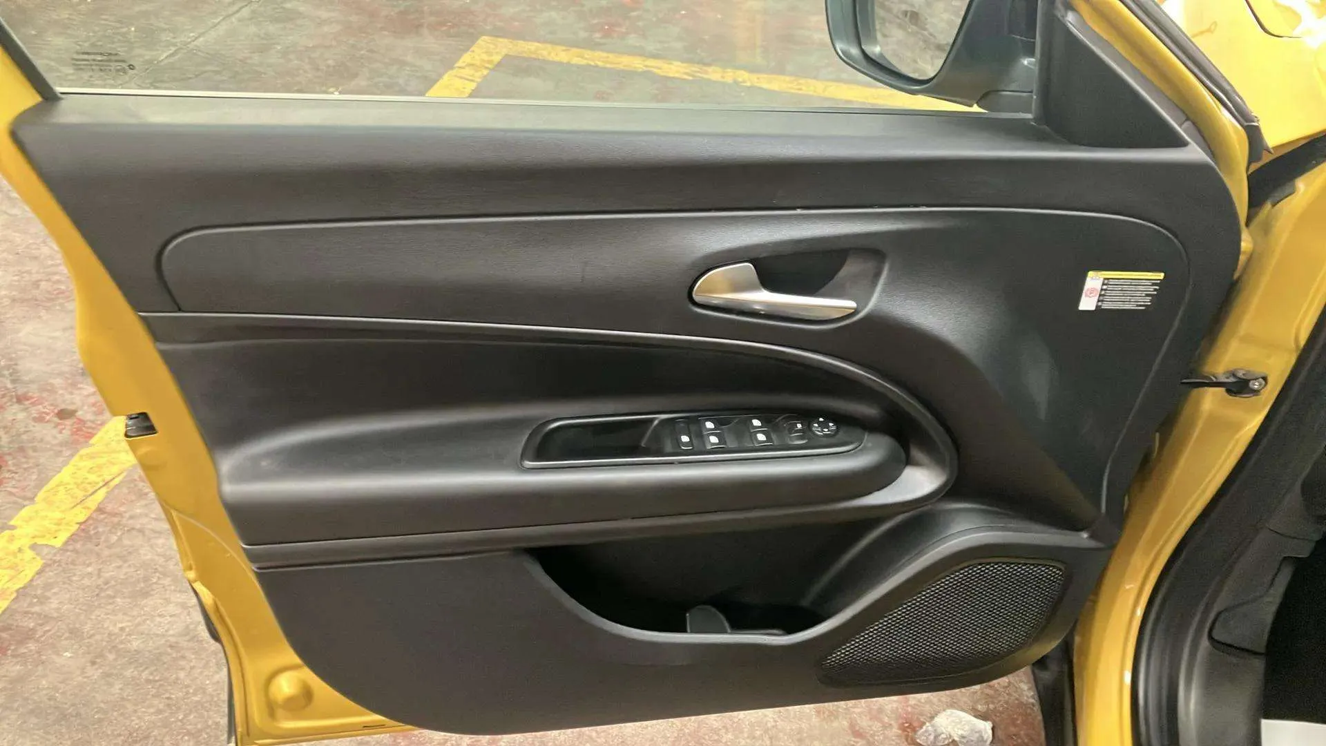 Jeep Avenger 1.2 eHybrid Altitude - foto 17