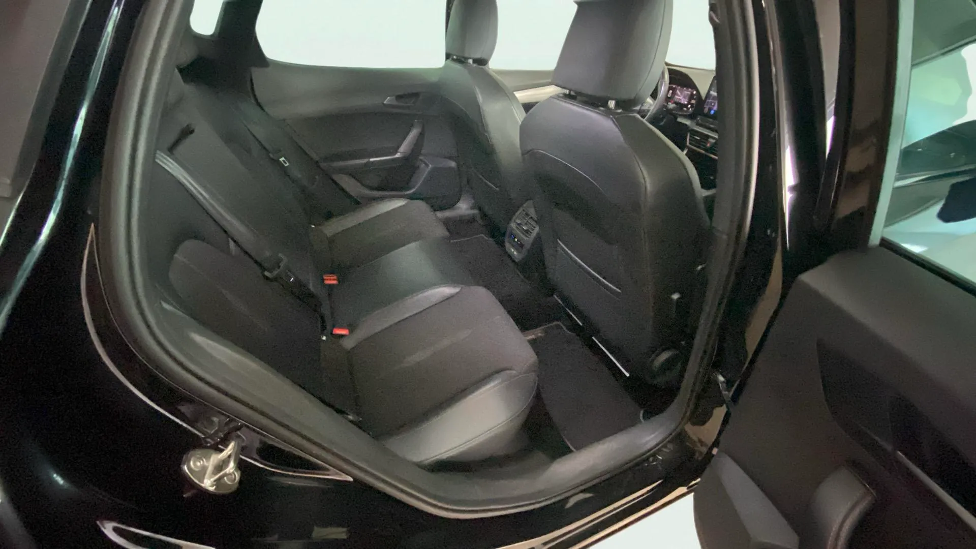 Cupra Formentor 1.5 TSI DSG - foto 10