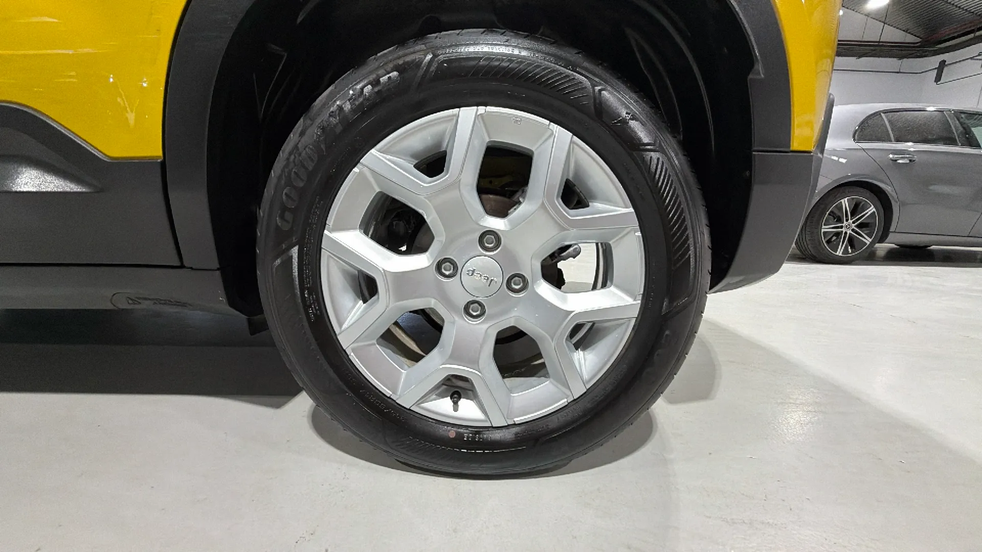 Jeep Avenger 1.2 eHybrid Altitude - foto 19