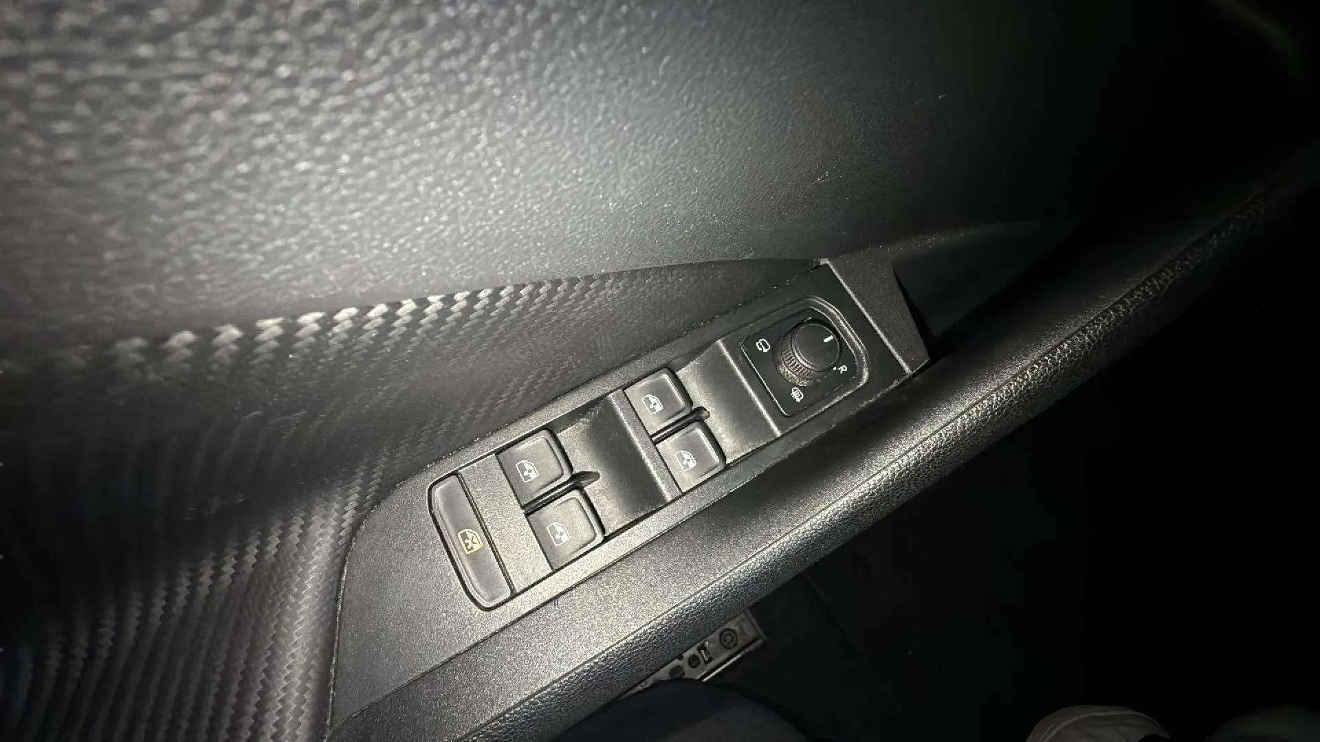 Škoda Scala 1.0 TSI DSG Monte Carlo - foto 19