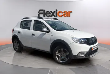 dacia sandero access 10 55kw 75cv gasolina manual valladolid 903000000261887
