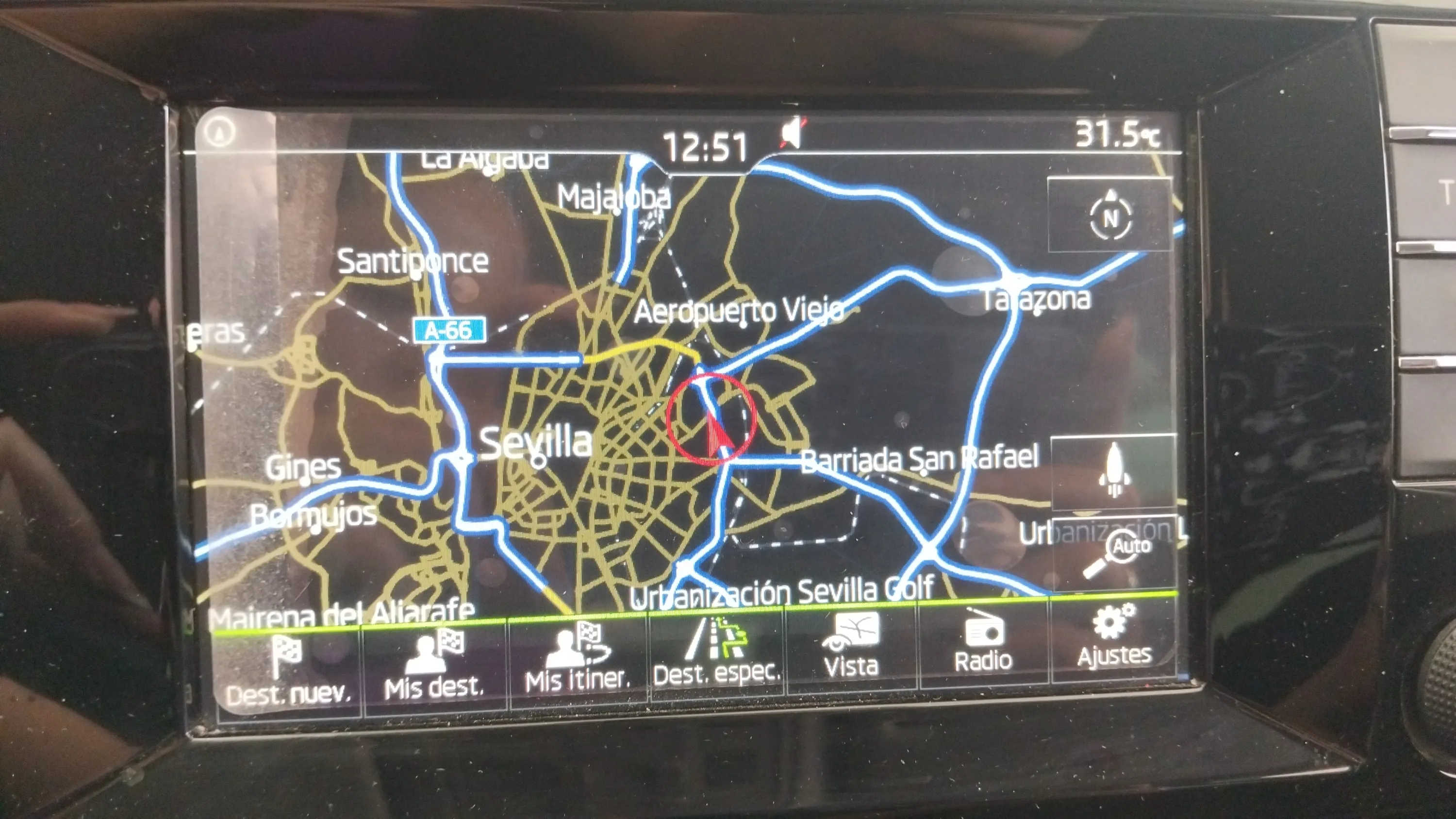 Škoda Superb Combi 2.0 TDI Ambition - foto 20