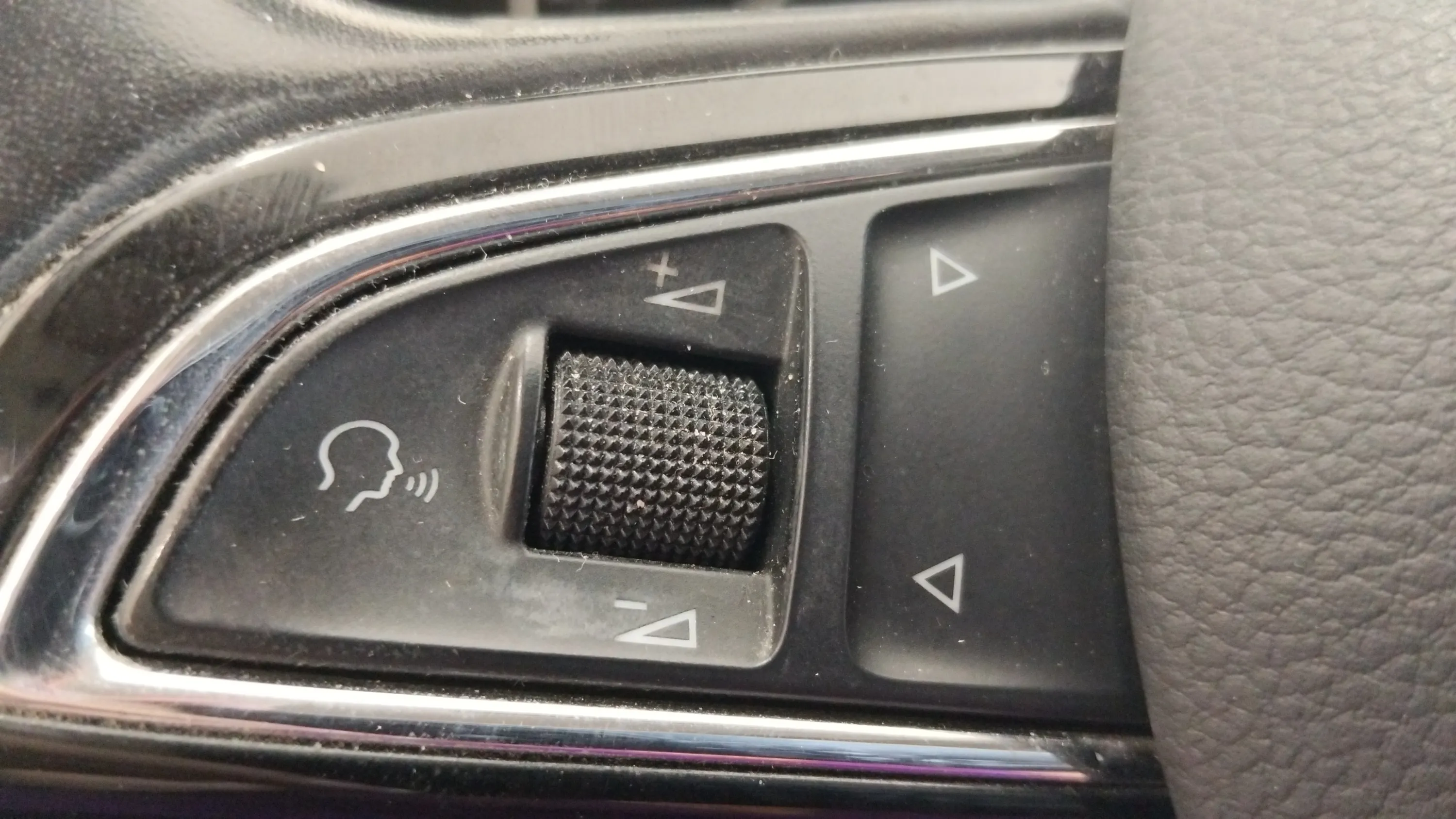 Škoda Superb Combi 2.0 TDI Ambition - foto 16