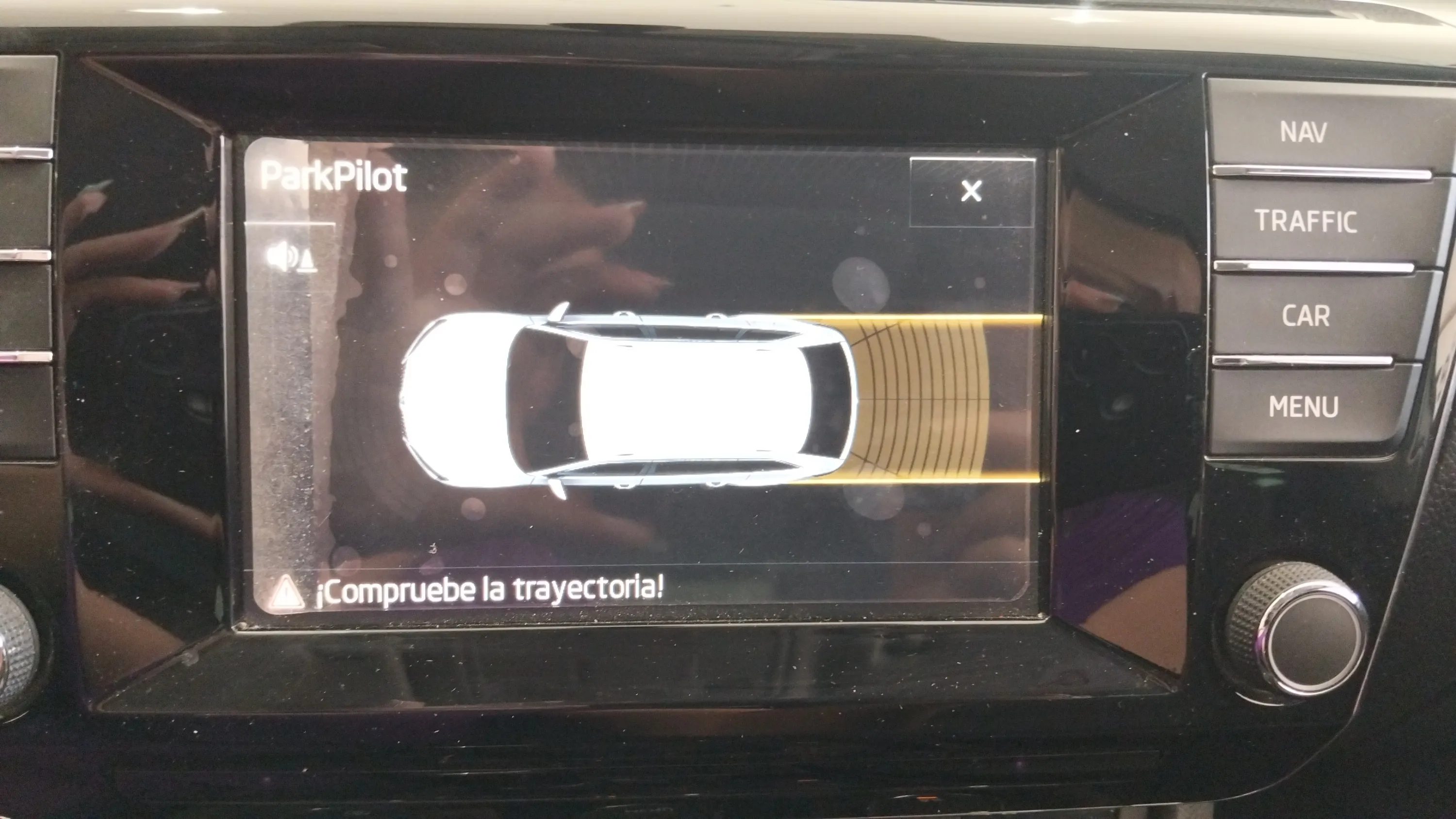 Škoda Superb Combi 2.0 TDI Ambition - foto 18