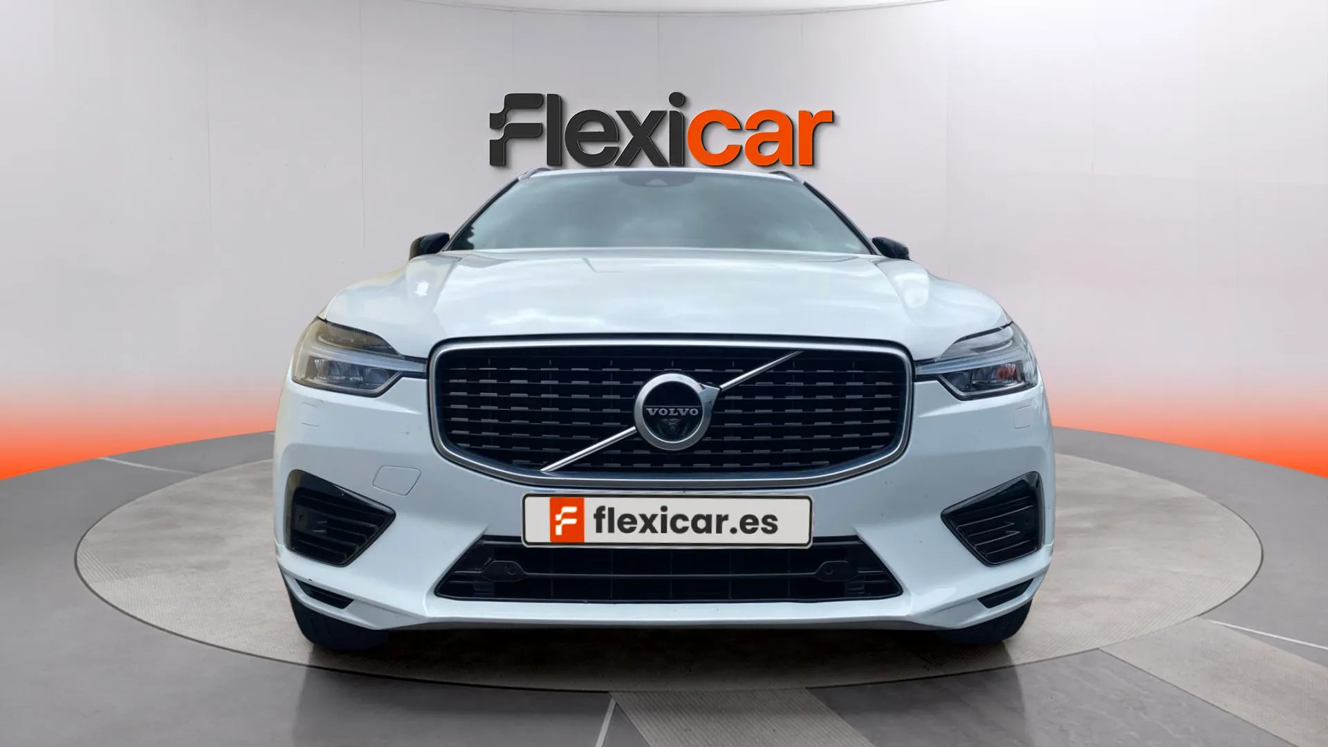 Volvo XC60 2.0 T8 AWD R-Design - foto 2