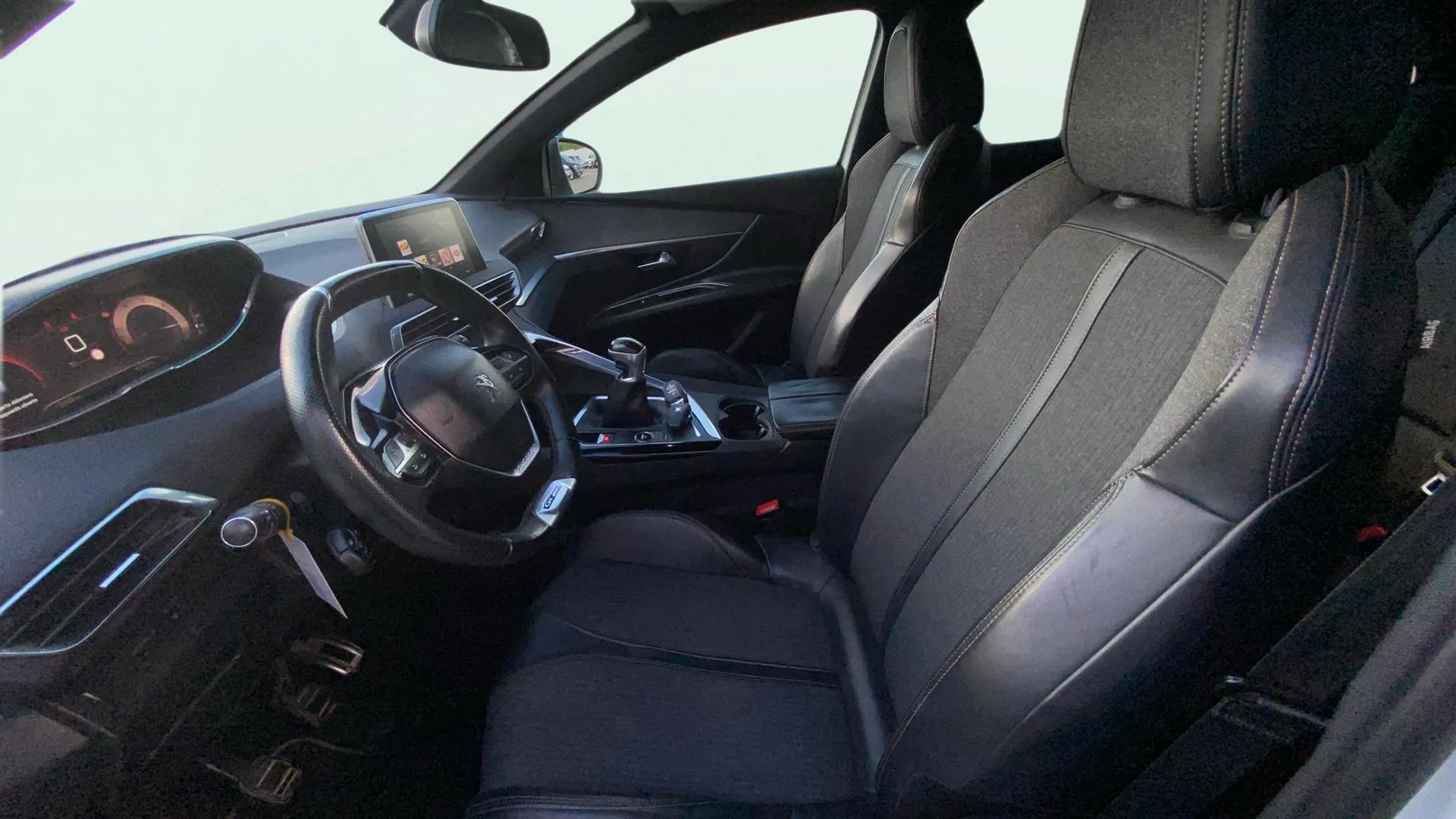 Peugeot 3008 1.5L BlueHDi GT Line - foto 9