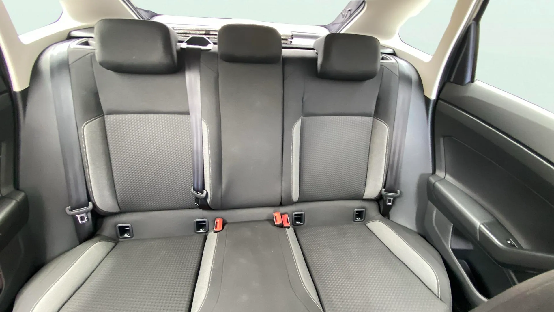 Volkswagen Taigo 1.0 TSI - foto 12