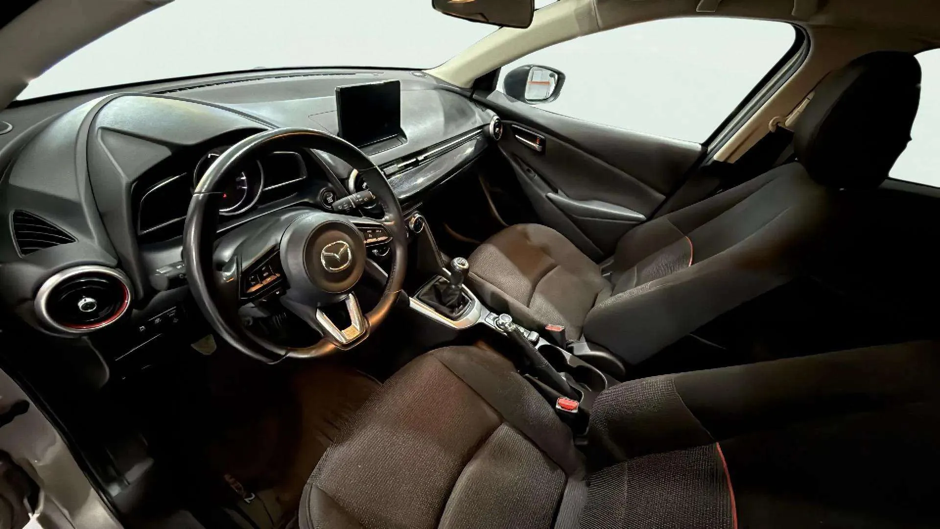 Mazda Mazda2 e-Skyactiv G 1.5 Homura - foto 7