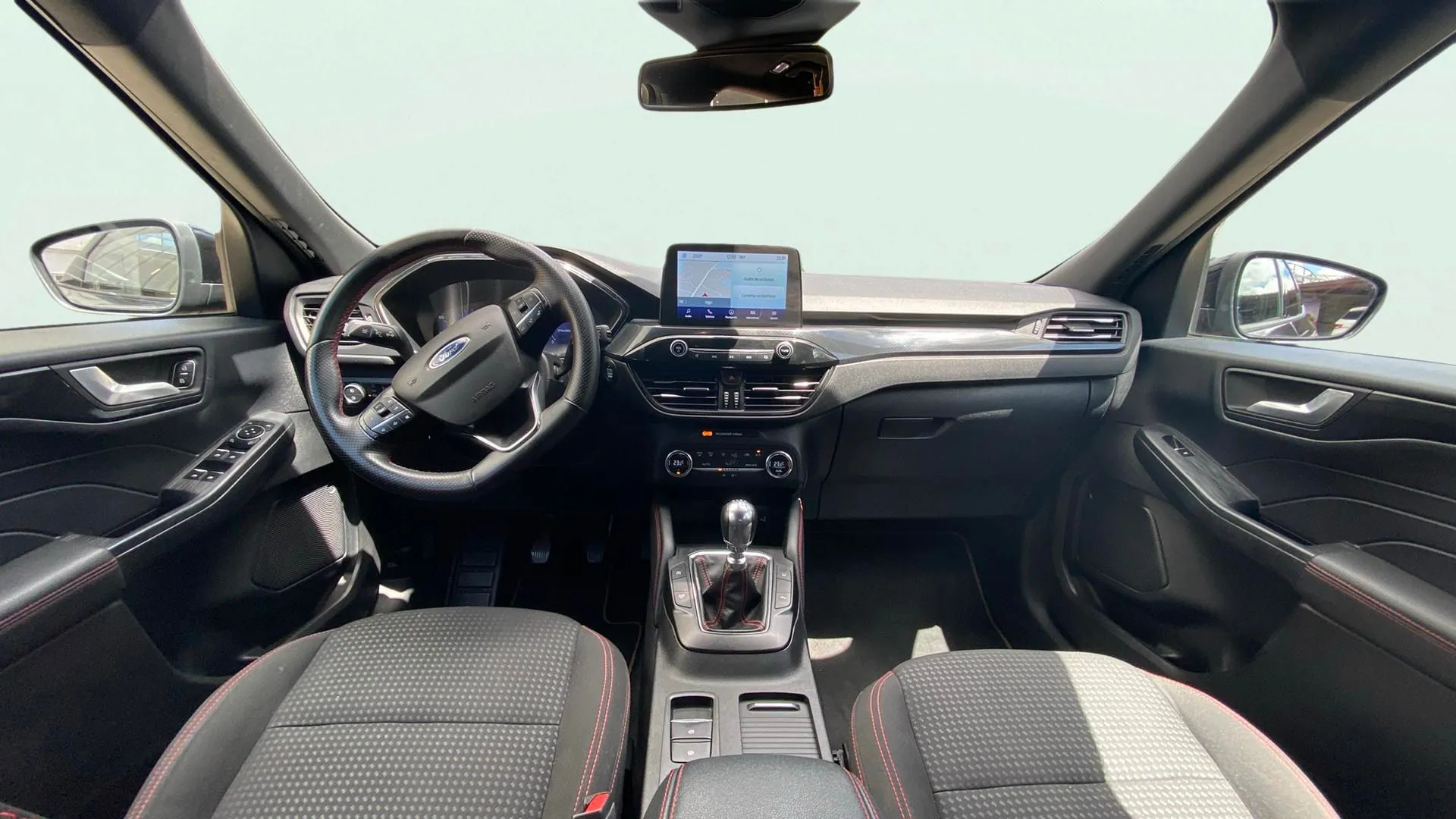 Ford Kuga ST-Line 1.5 EcoBlue - foto 16
