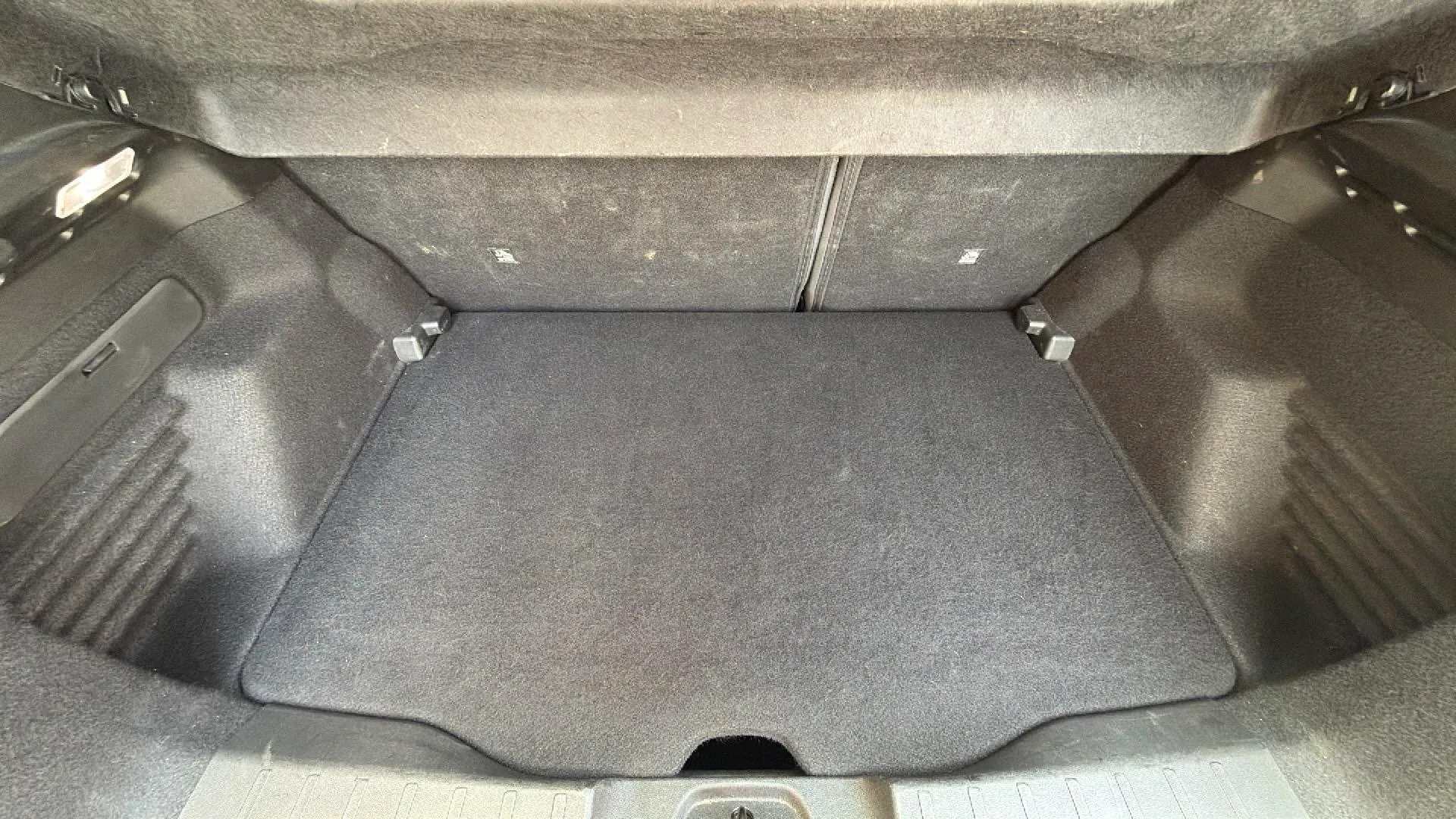 Jeep Avenger 1.2 eHybrid Altitude - foto 18