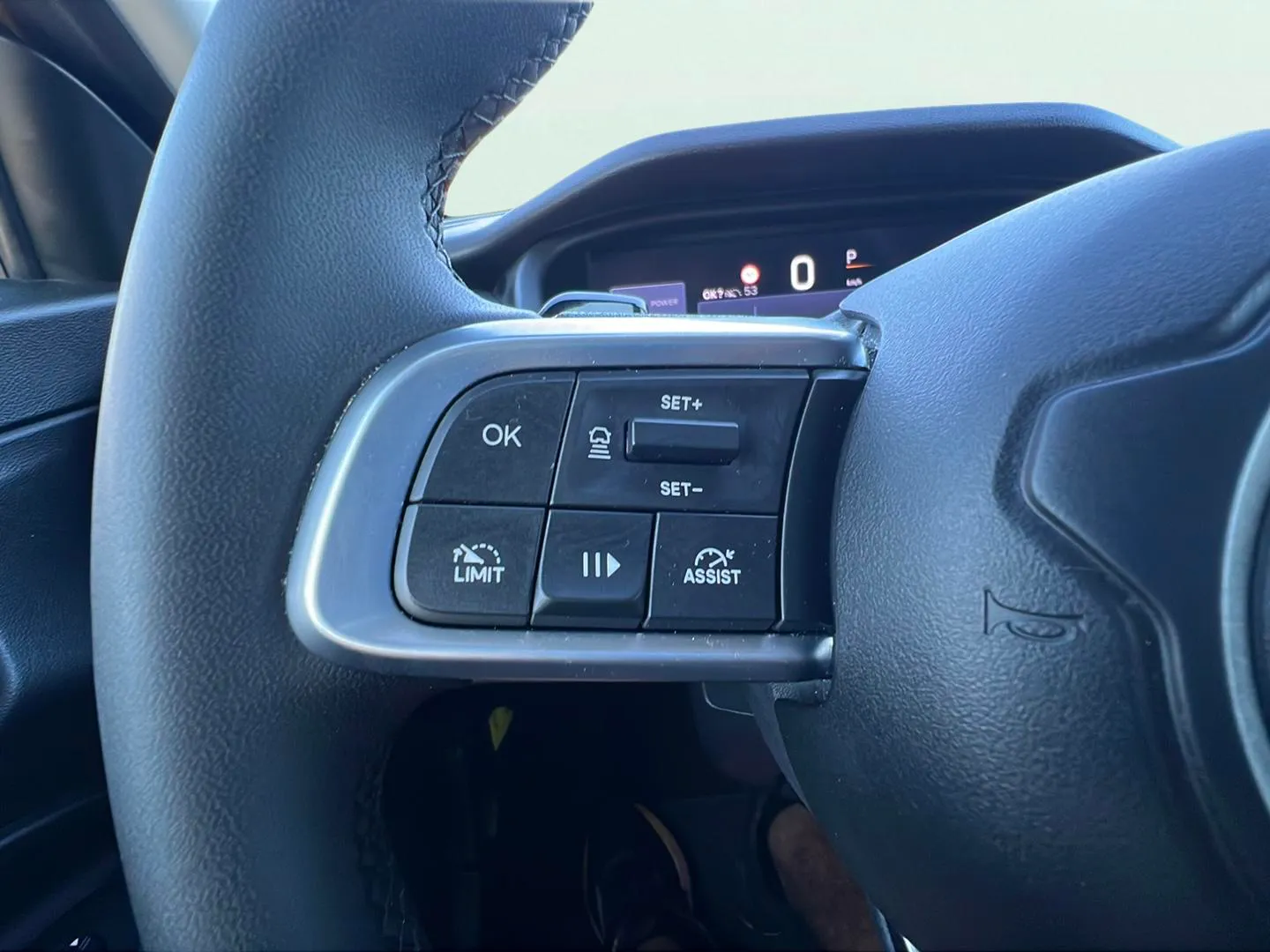 Jeep Avenger 1.2 eHybrid Altitude - foto 19