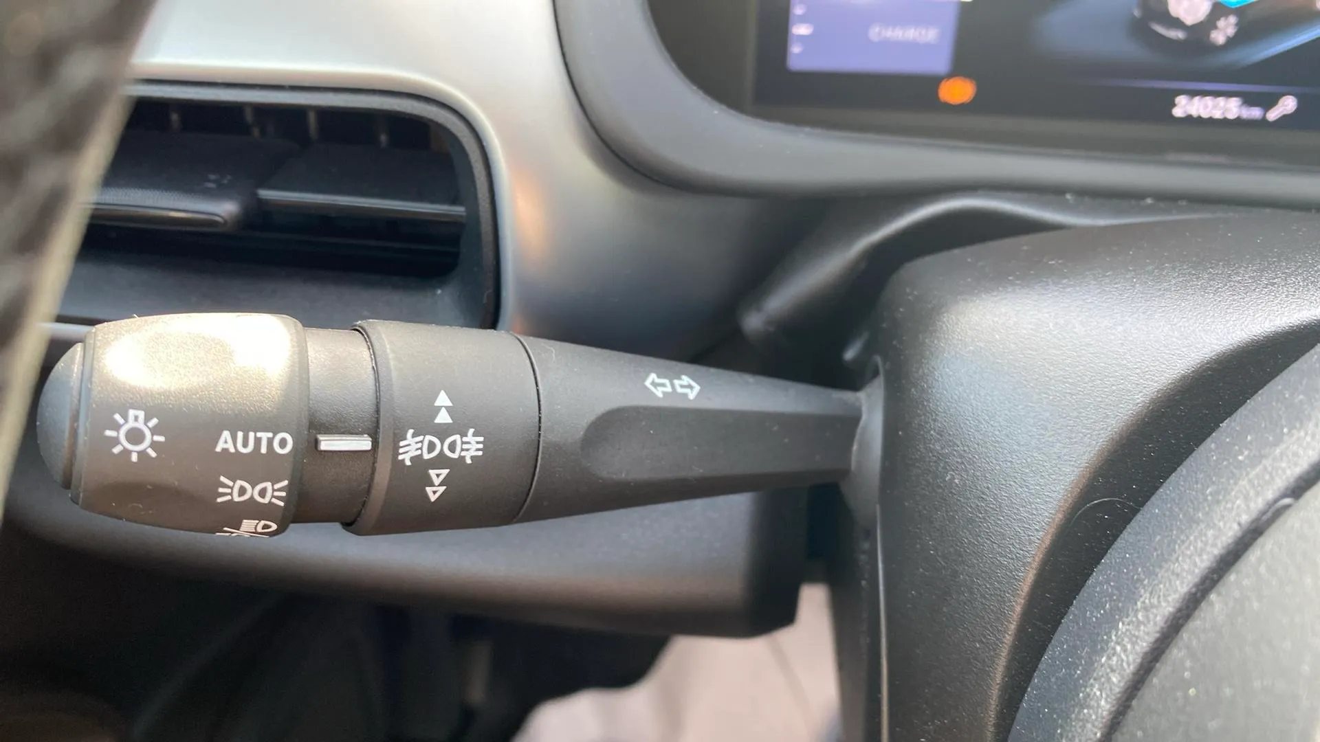 Jeep Avenger 1.2 eHybrid Altitude - foto 21